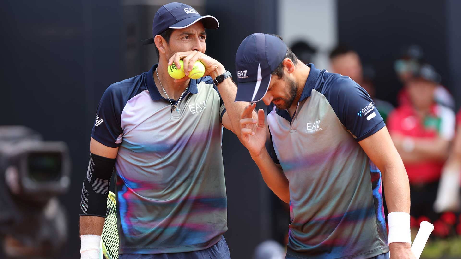 Marcelo Arévalo y Mate Pavic en acción este lunes en Roma.