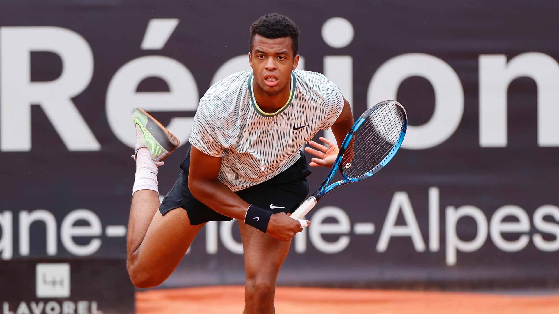 Hometown hero! Mpetshi Perricard saves MP, wins dream Lyon crown