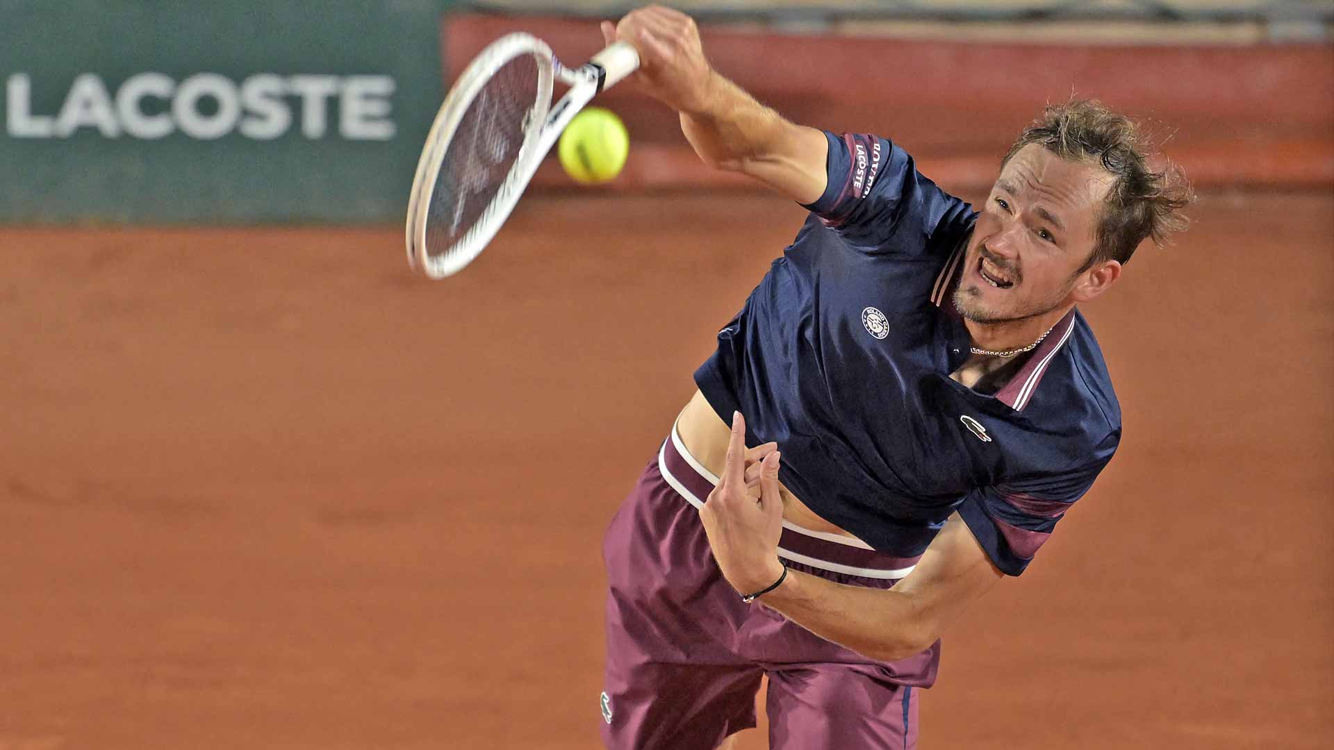 Daniil Medvedev defeats Dominik Koepfer on Monday evening in straight sets.