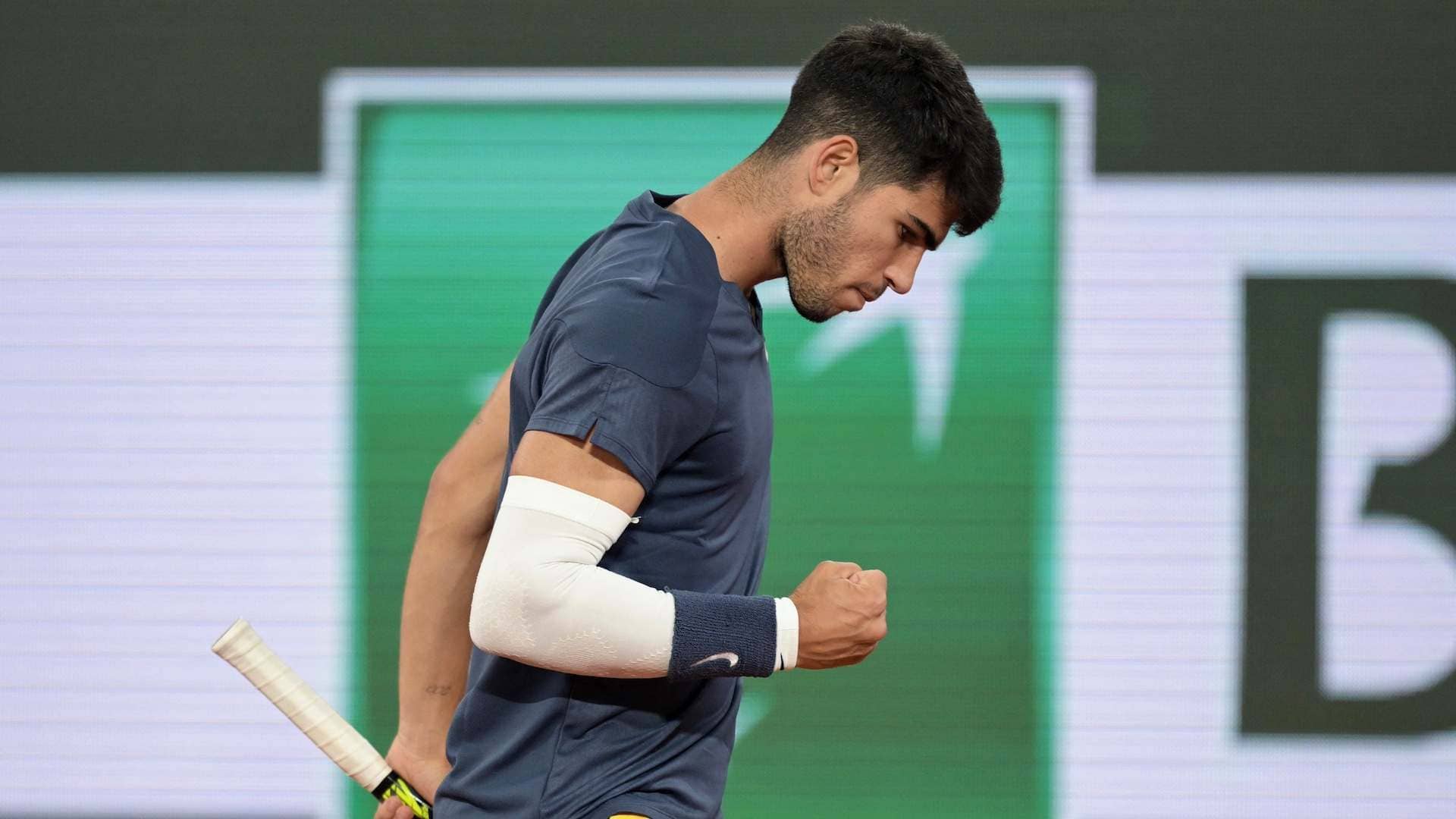 Carlos Alcaraz sumó este miércoles en Roland Garros su 20ª victoria de la temporada 2024.