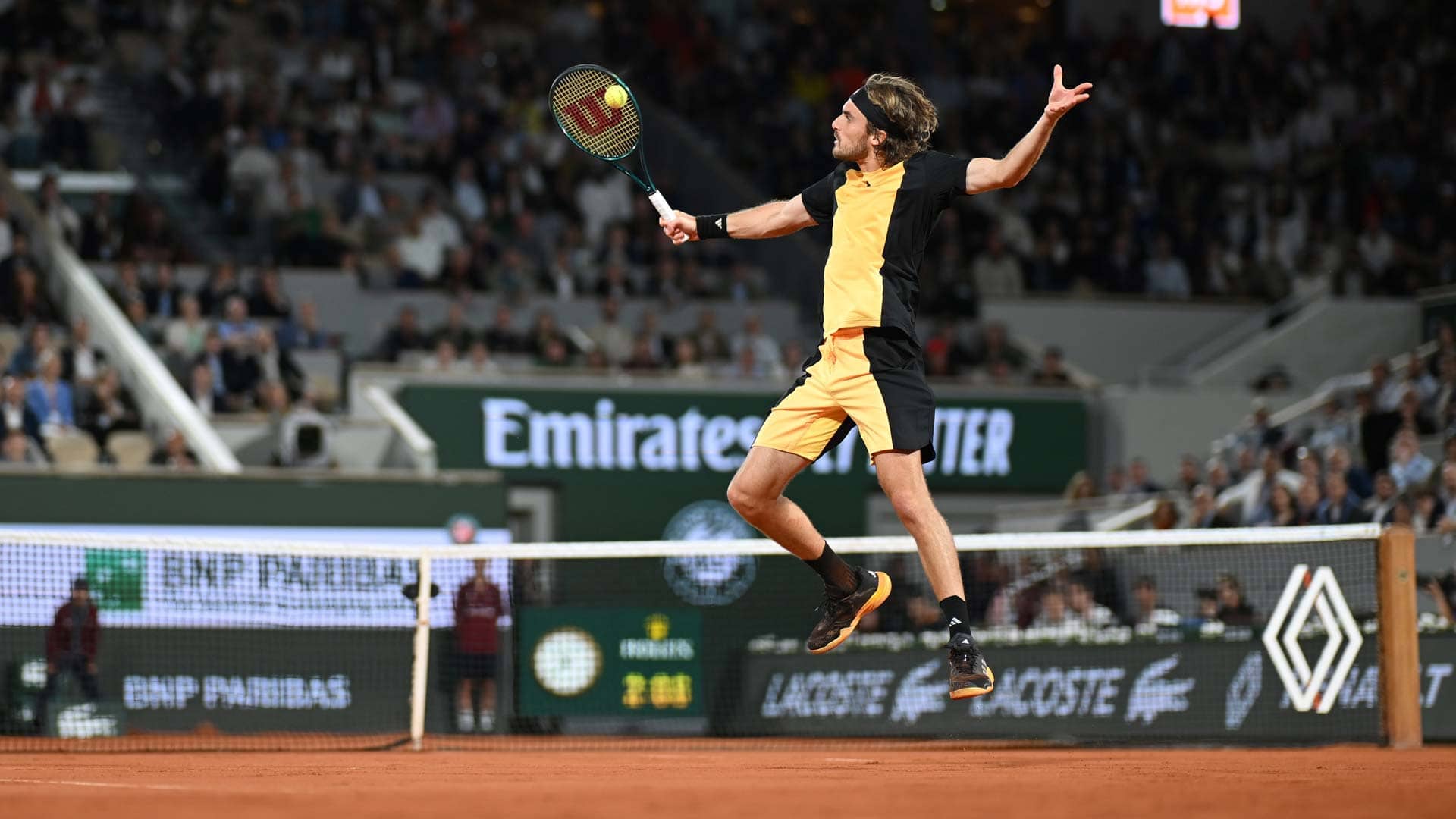 Stefanos Tsitsipas created just two break points against Carlos Alcaraz in the Roland Garros quarter-finals.