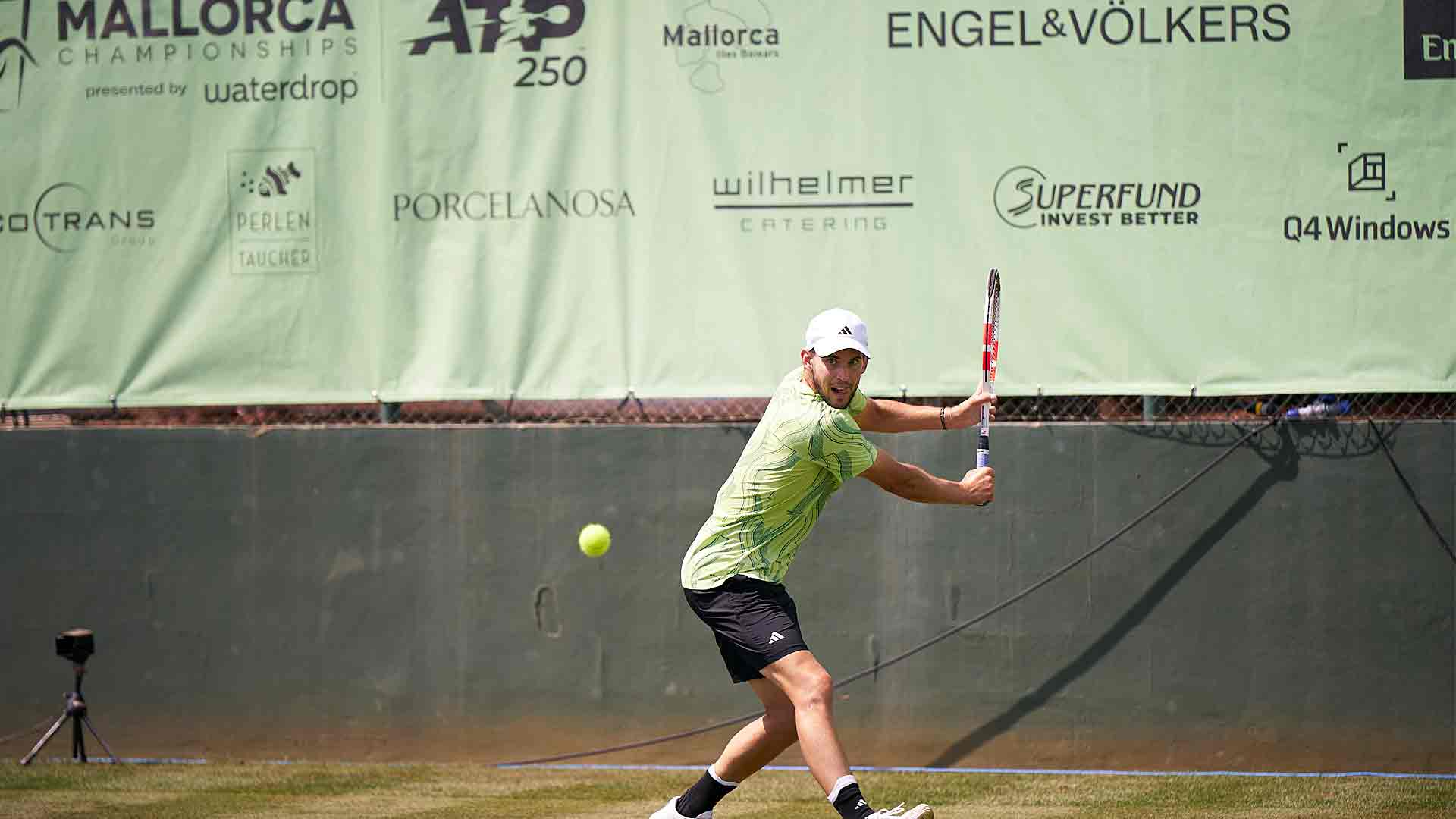 Dominic Thiem recibió una invitación para jugar el Mallorca Championships.