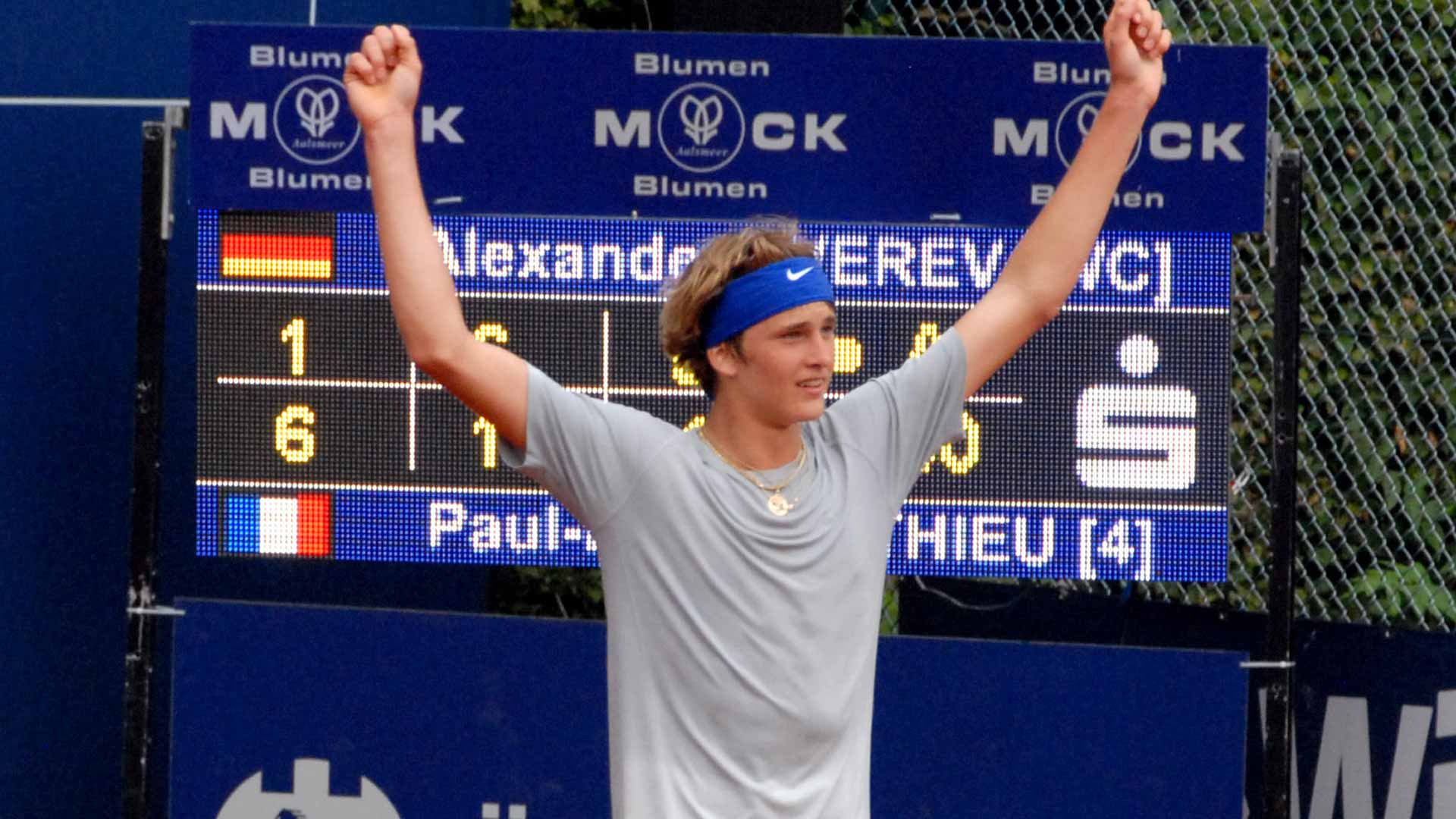 <a href='https://www.atptour.com/en/players/alexander-zverev/z355/overview'>Alexander Zverev</a> at the 2014 Braunschweig Challenger.