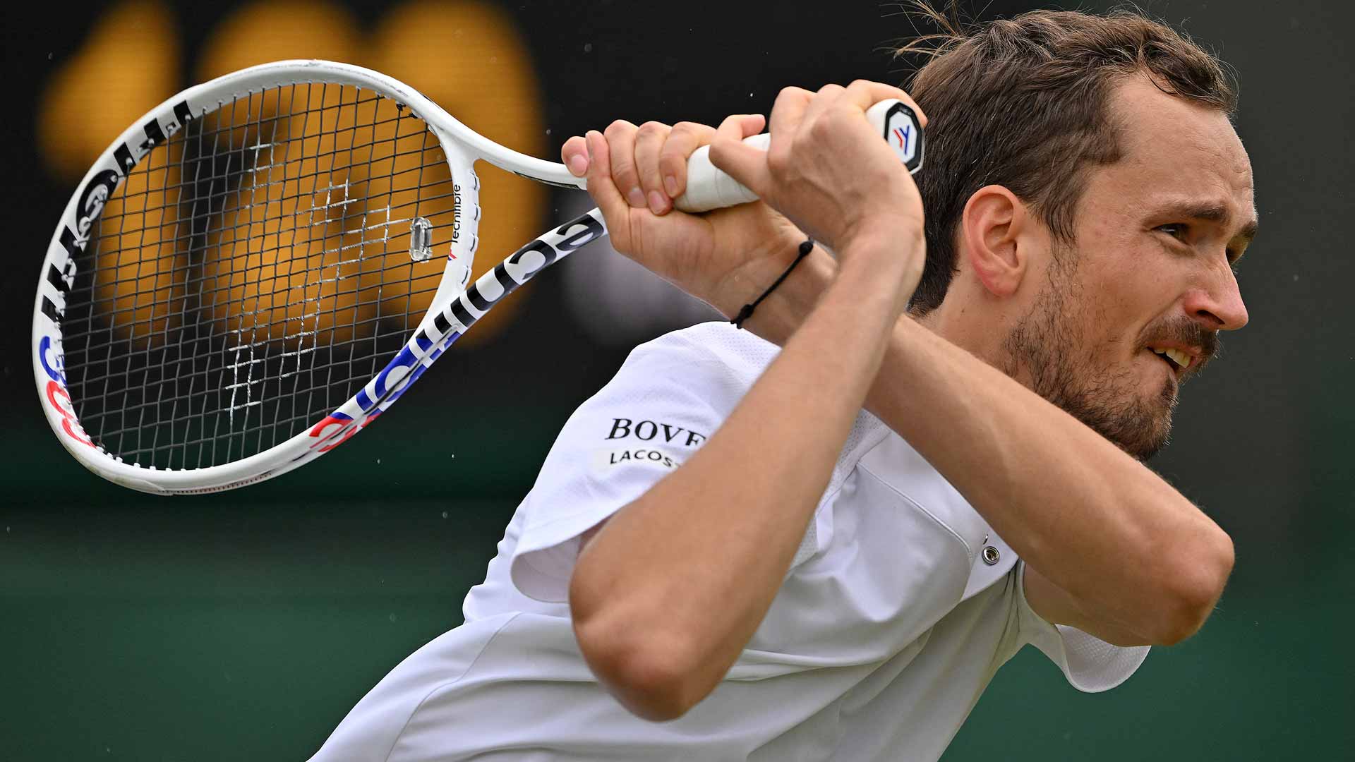 Daniil Medvedev venció a Jannik Sinner en el quinto set en cuartos de Wimbledon.