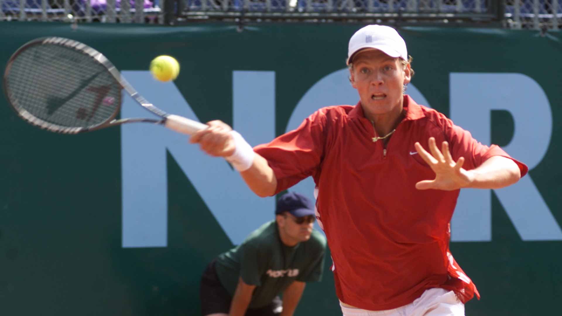 <a href='https://www.atptour.com/en/players/tomas-berdych/ba47/overview'>Tomas Berdych</a> at the 2004 Braunschweig Challenger.