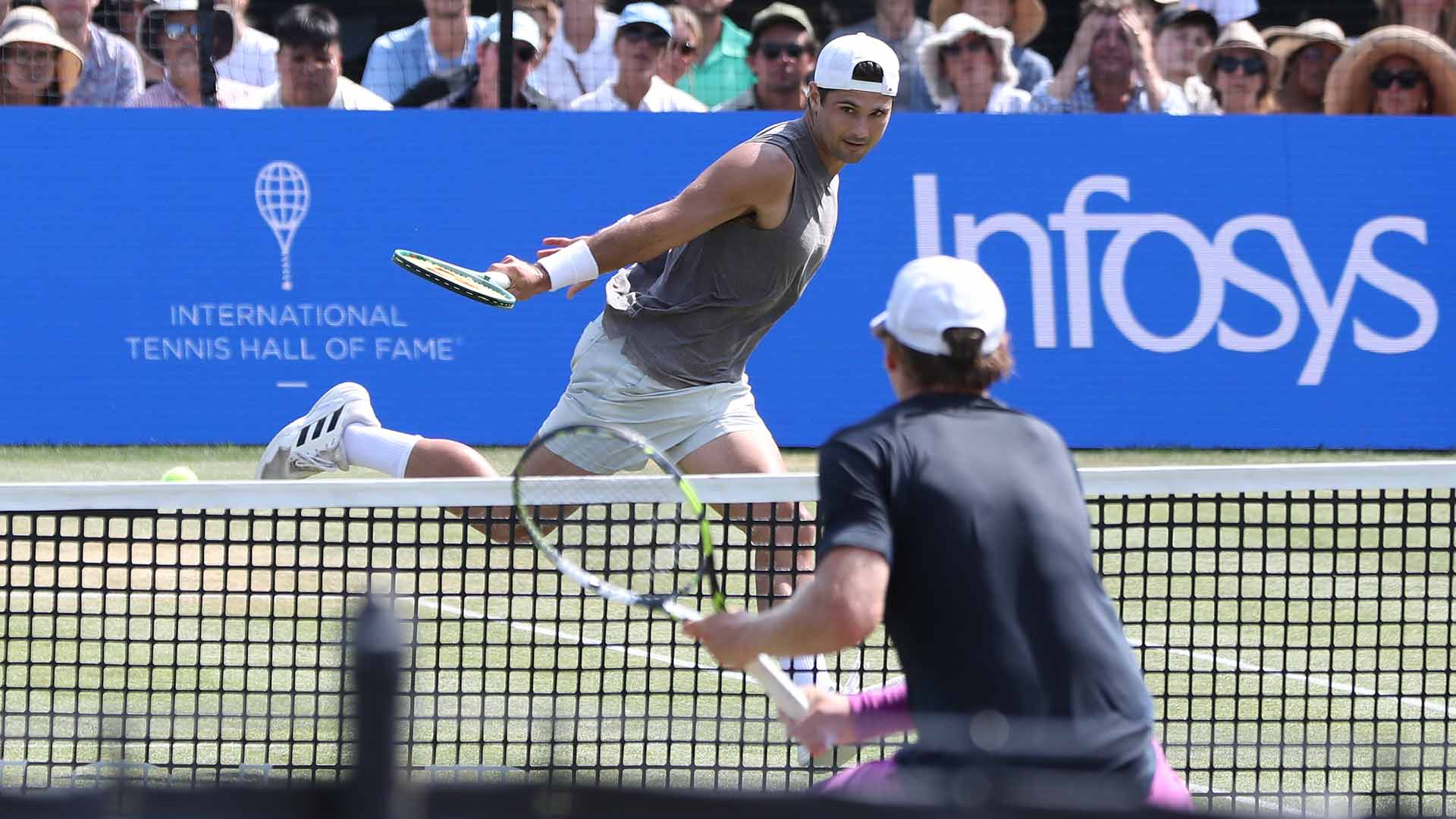Giron saves championship point against Michelsen to win first ATP Tour title in Newport