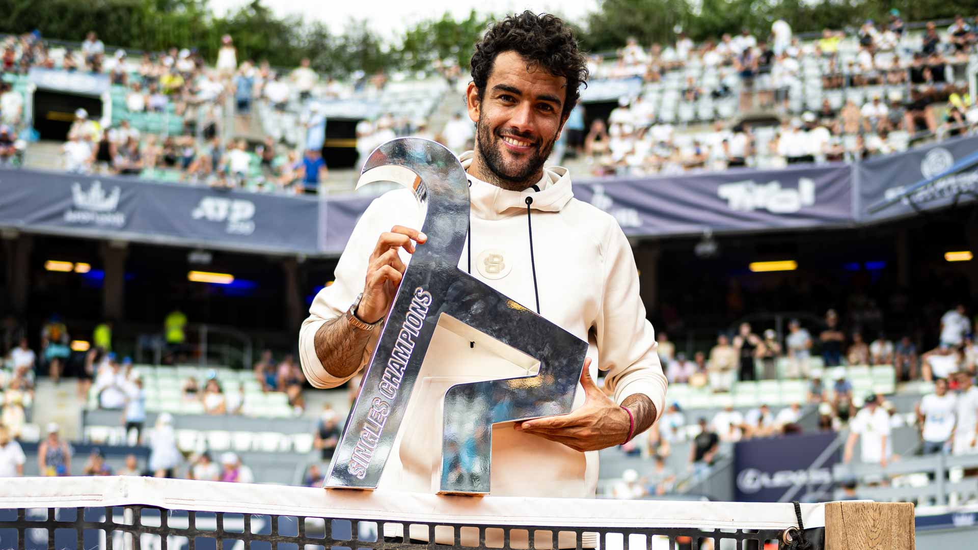 Berrettini banks back-to-back titles in Kitzbühel