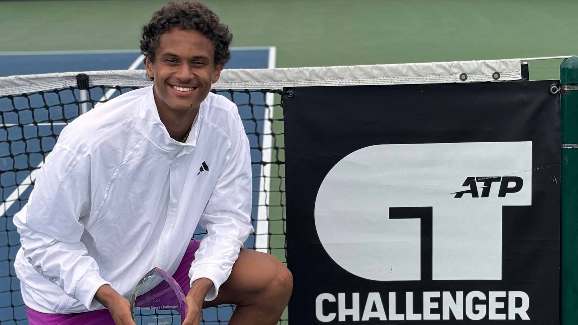 <a href='https://www.atptour.com/en/players/gabriel-diallo/d0f6/overview'>Gabriel Diallo</a> is crowned champion at the <a href='https://www.atptour.com/en/scores/archive/chicago/2797/2024/results'>Chicago Men's Challenger</a>.