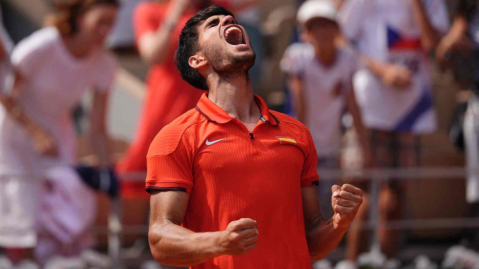 Carlos Alcaraz persigue el oro en su primera aventura olímpica en París 2024.