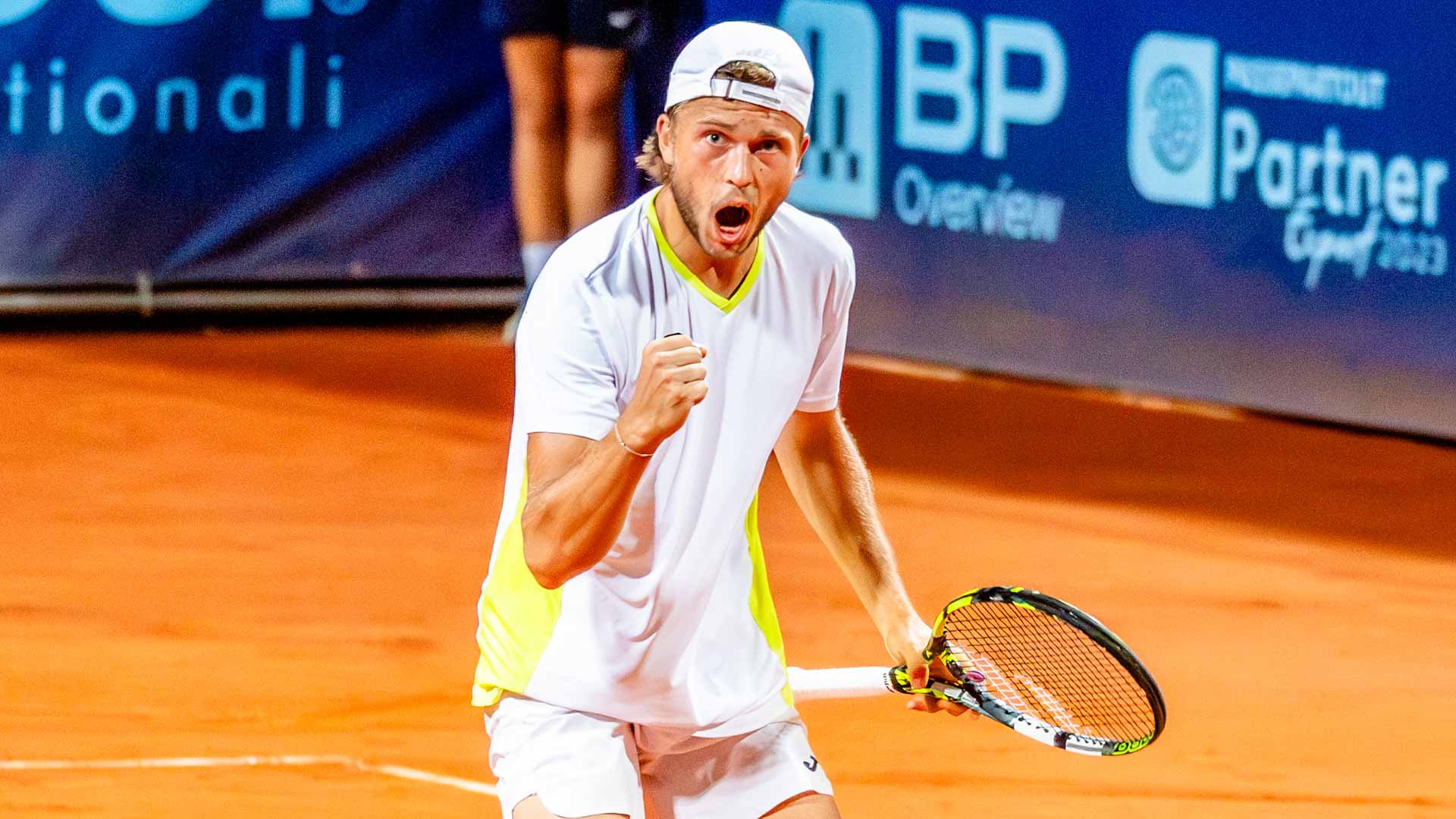 <a href='https://www.atptour.com/en/players/alexandre-muller/mp20/overview'>Alexandre Muller</a> at the San Marino Challenger.