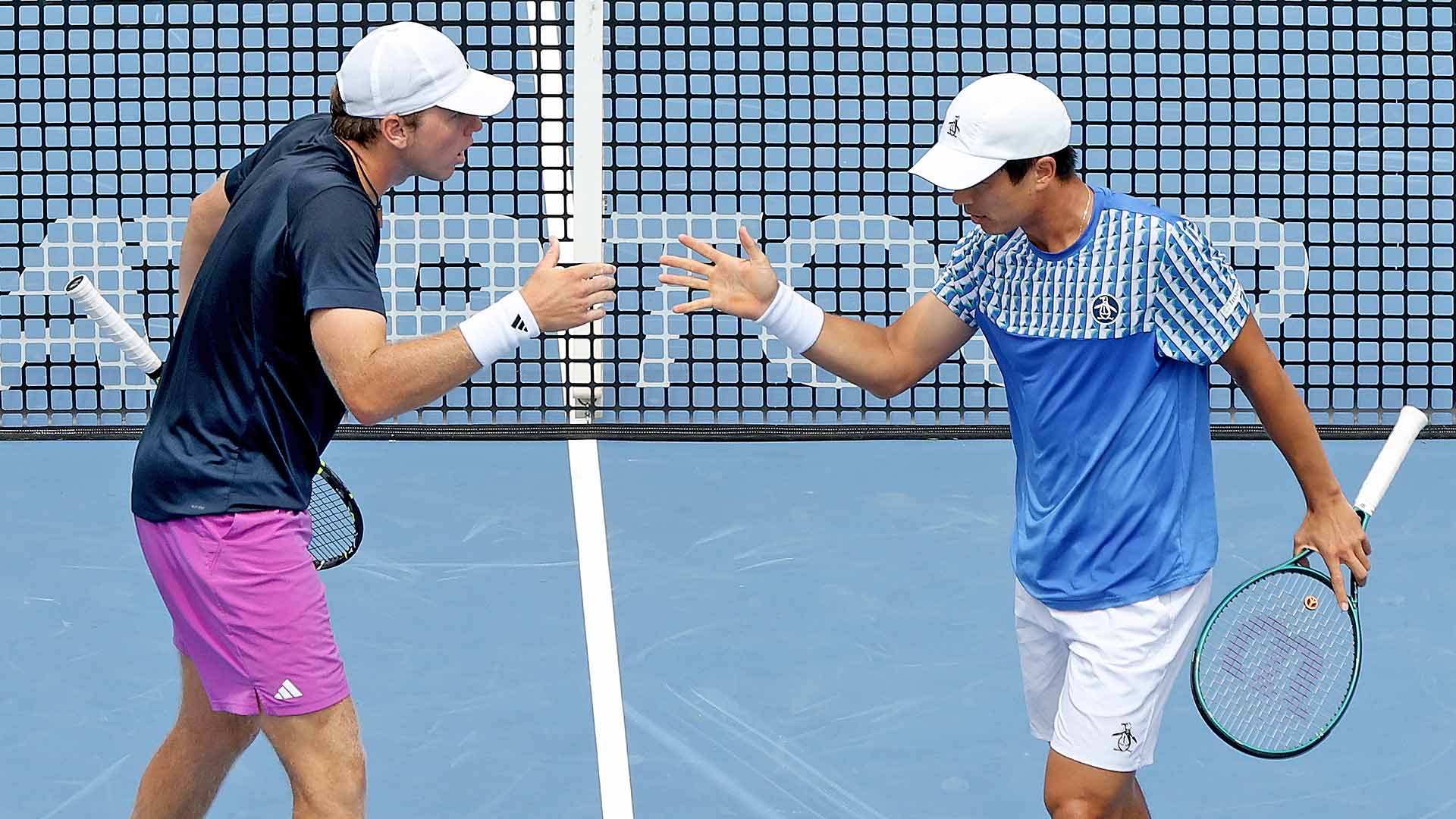 Alex Michelsen and Mackenzie McDonald complete semi-final victory Sunday in Cincinnati.