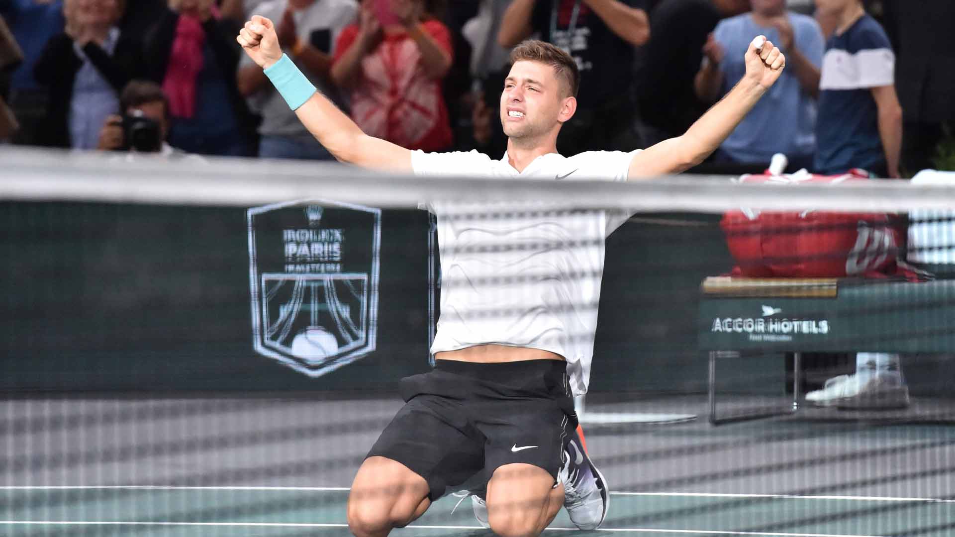 <a href='https://www.atptour.com/en/players/filip-krajinovic/kb05/overview'>Filip Krajinovic</a>