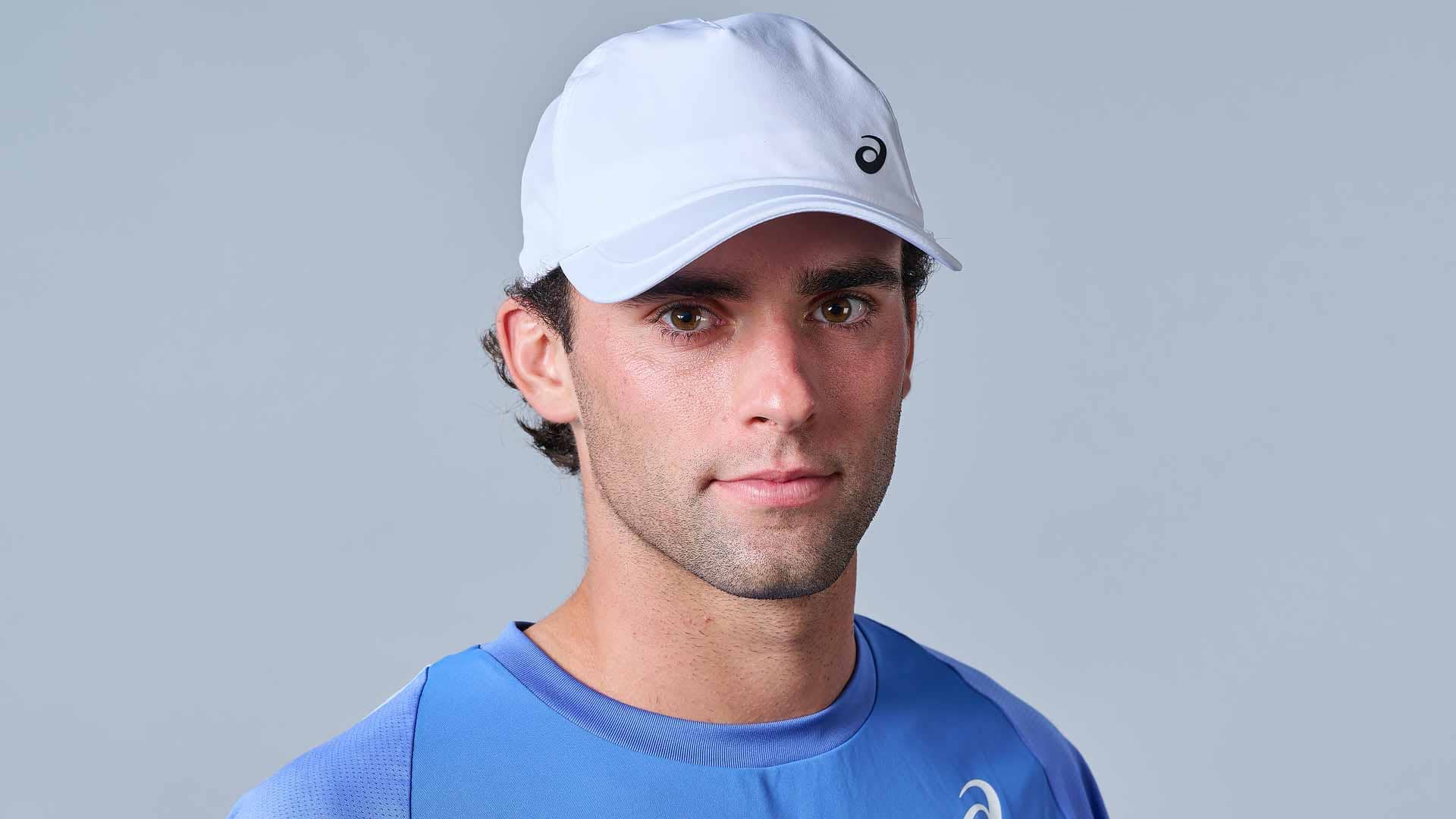 <a href='https://www.atptour.com/en/players/eliot-spizzirri/s0ja/overview'>Eliot Spizzirri</a>