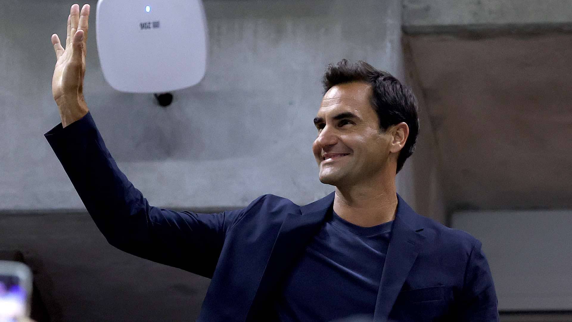 Federer won five consecutive US Open titles from 2004 - 2008.