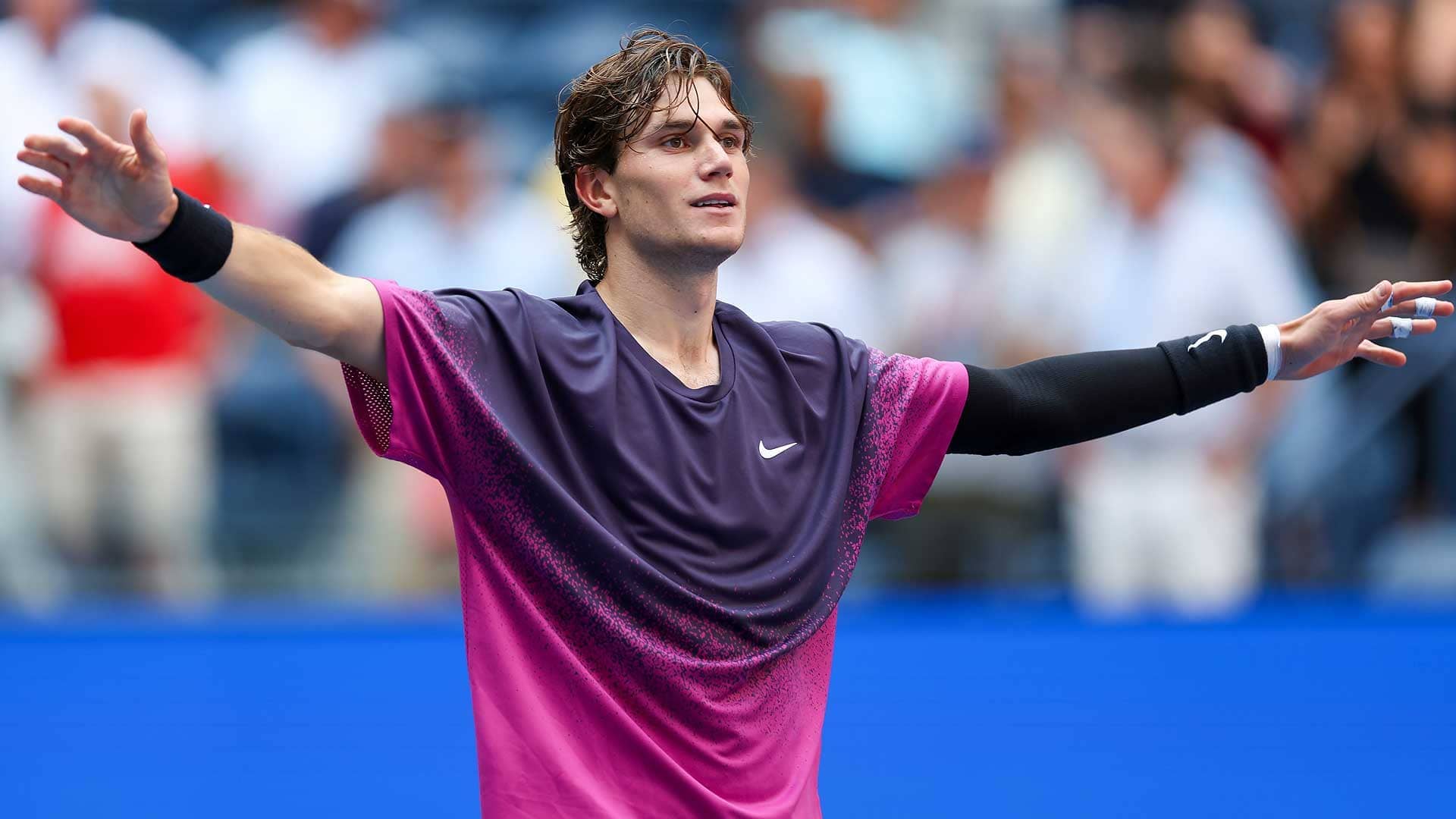 Jack Draper celebrates after defeating Alex de Minaur on Wednesday to reach the semi-finals at the US Open.