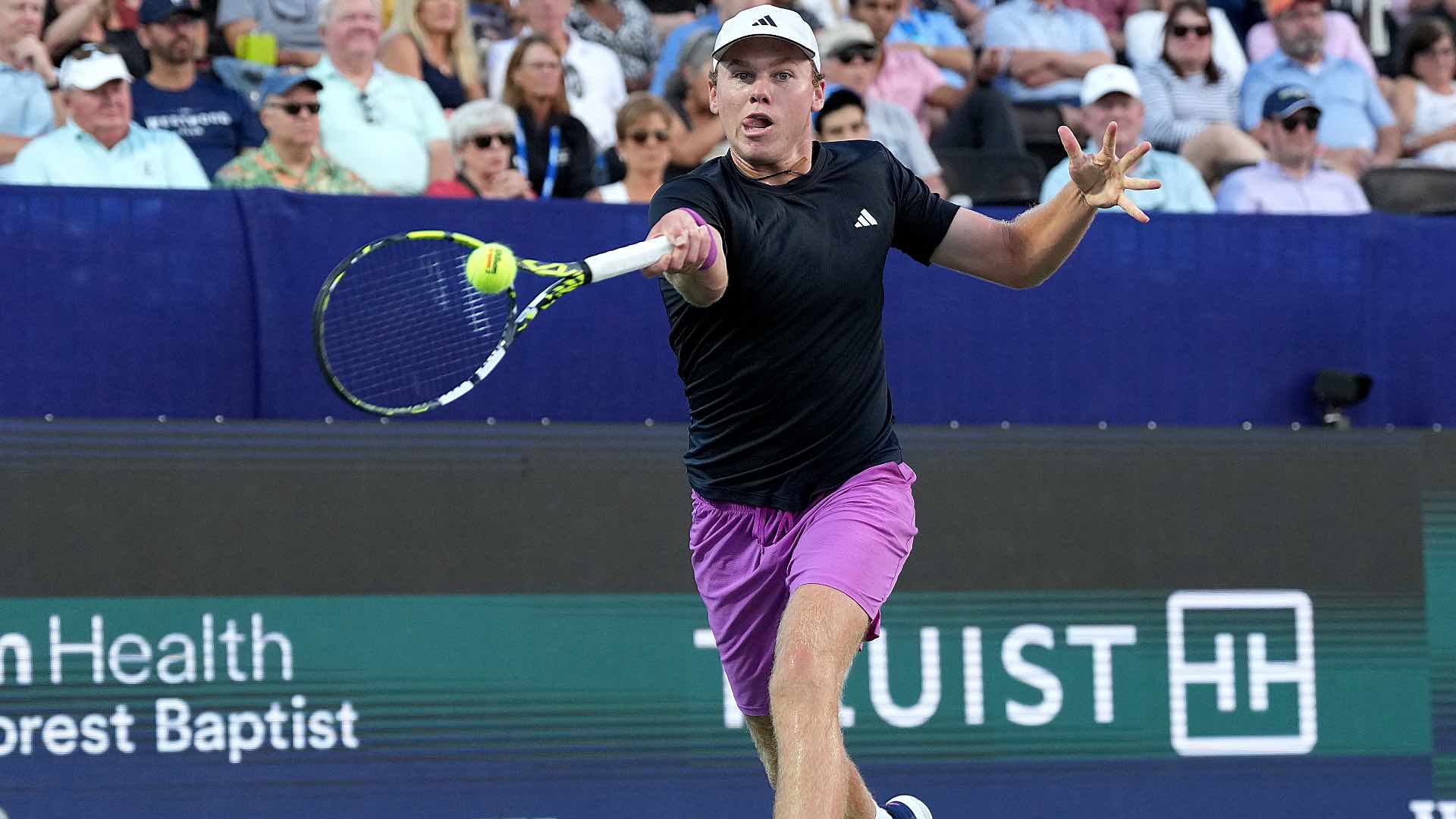 <a href='https://www.atptour.com/en/players/alex-michelsen/m0qi/overview'>Alex Michelsen</a>