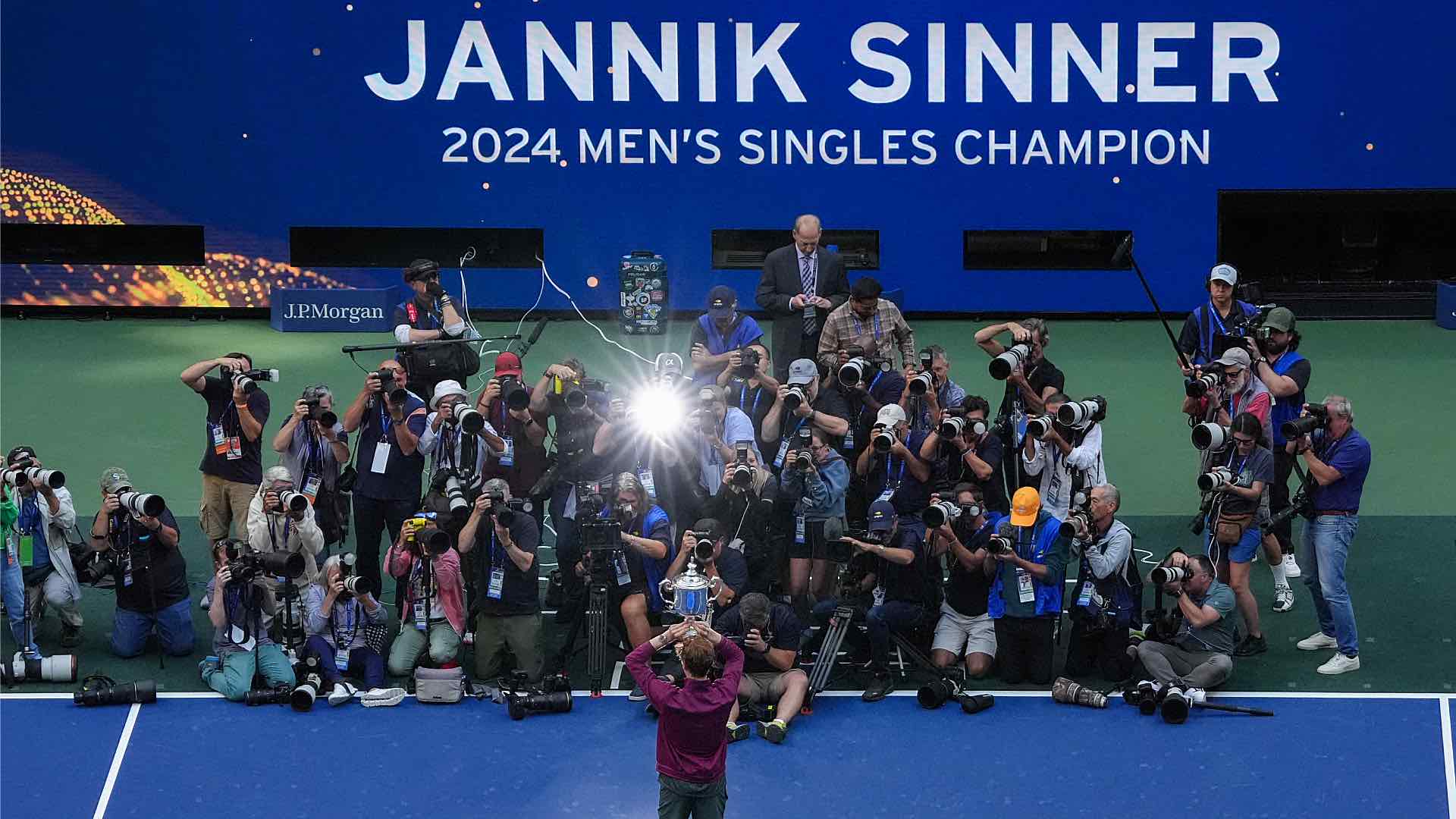 <a href='https://www.atptour.com/en/players/jannik-sinner/s0ag/overview'>Jannik Sinner</a>