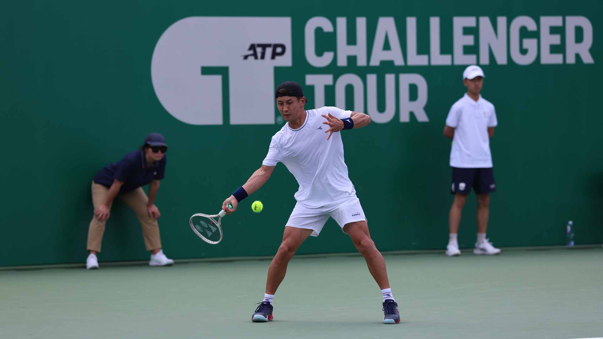 <a href='https://www.atptour.com/en/players/sho-shimabukuro/sy67/overview'>Sho Shimabukuro</a> triumphs at the Shanghai Challenger.