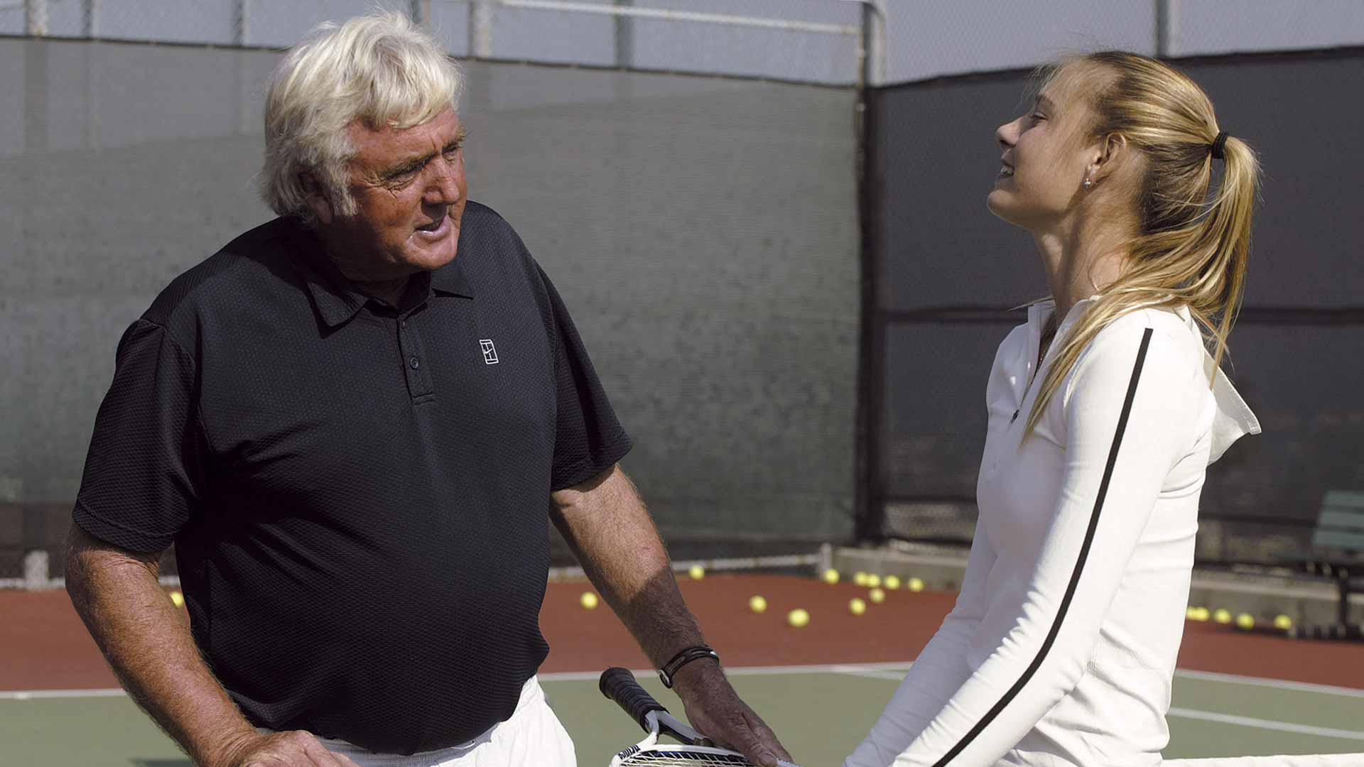 Robert Lansdorp with one of his players, Maria Sharapova.