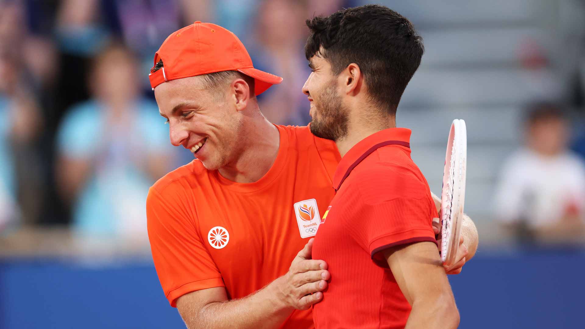 <a href='https://www.atptour.com/en/players/carlos-alcaraz/a0e2/overview'>Carlos Alcaraz</a> defeated <a href='https://www.atptour.com/en/players/tallon-griekspoor/gj37/overview'>Tallon Griekspoor</a> to reach the third round of the <a href='https://www.atptour.com/en/scores/archive/paris/96/2024/results'>Paris Olympics</a>.