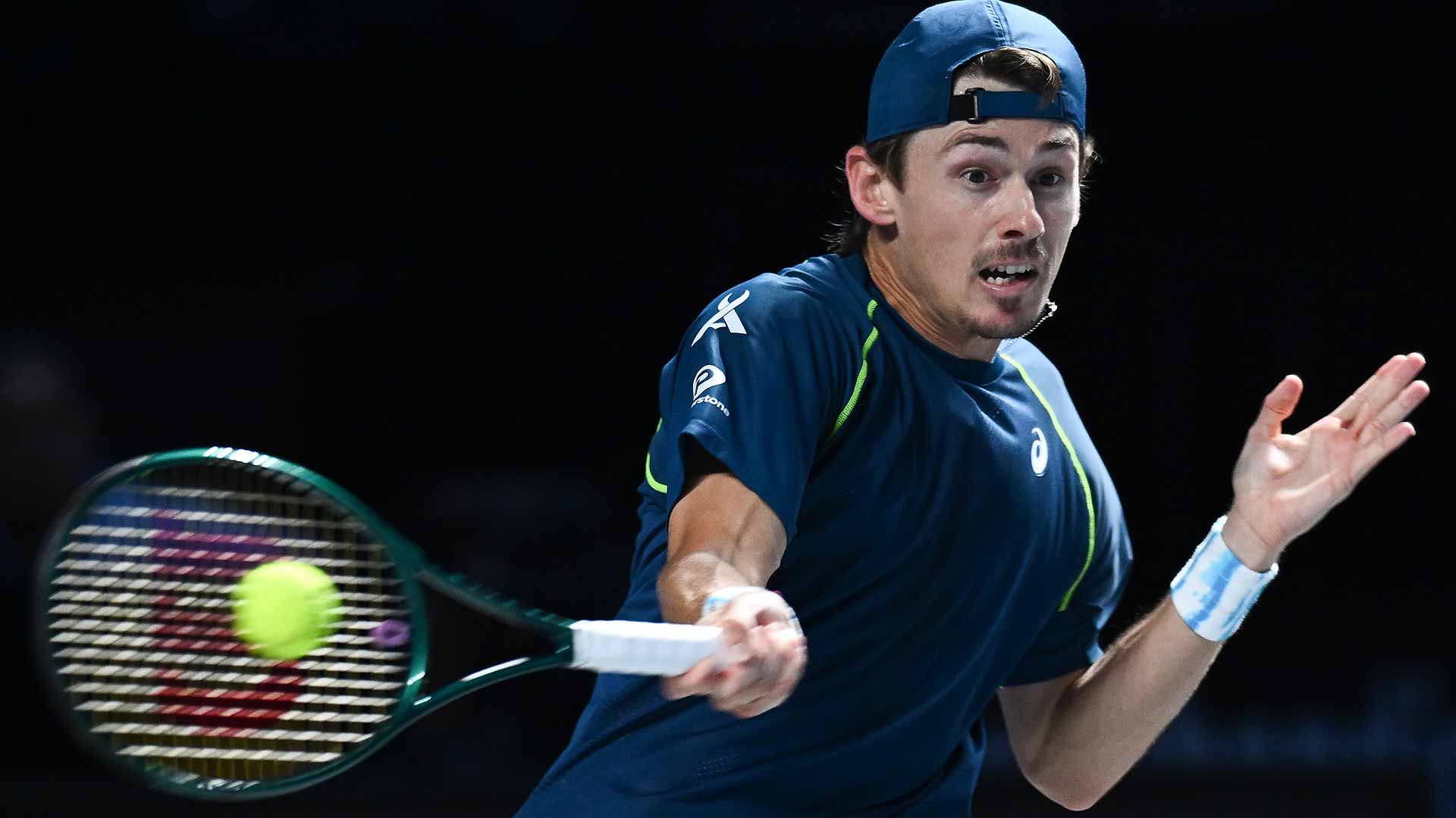 Alex de Minaur advances to the second round at the Rolex Paris Masters. (file photo)