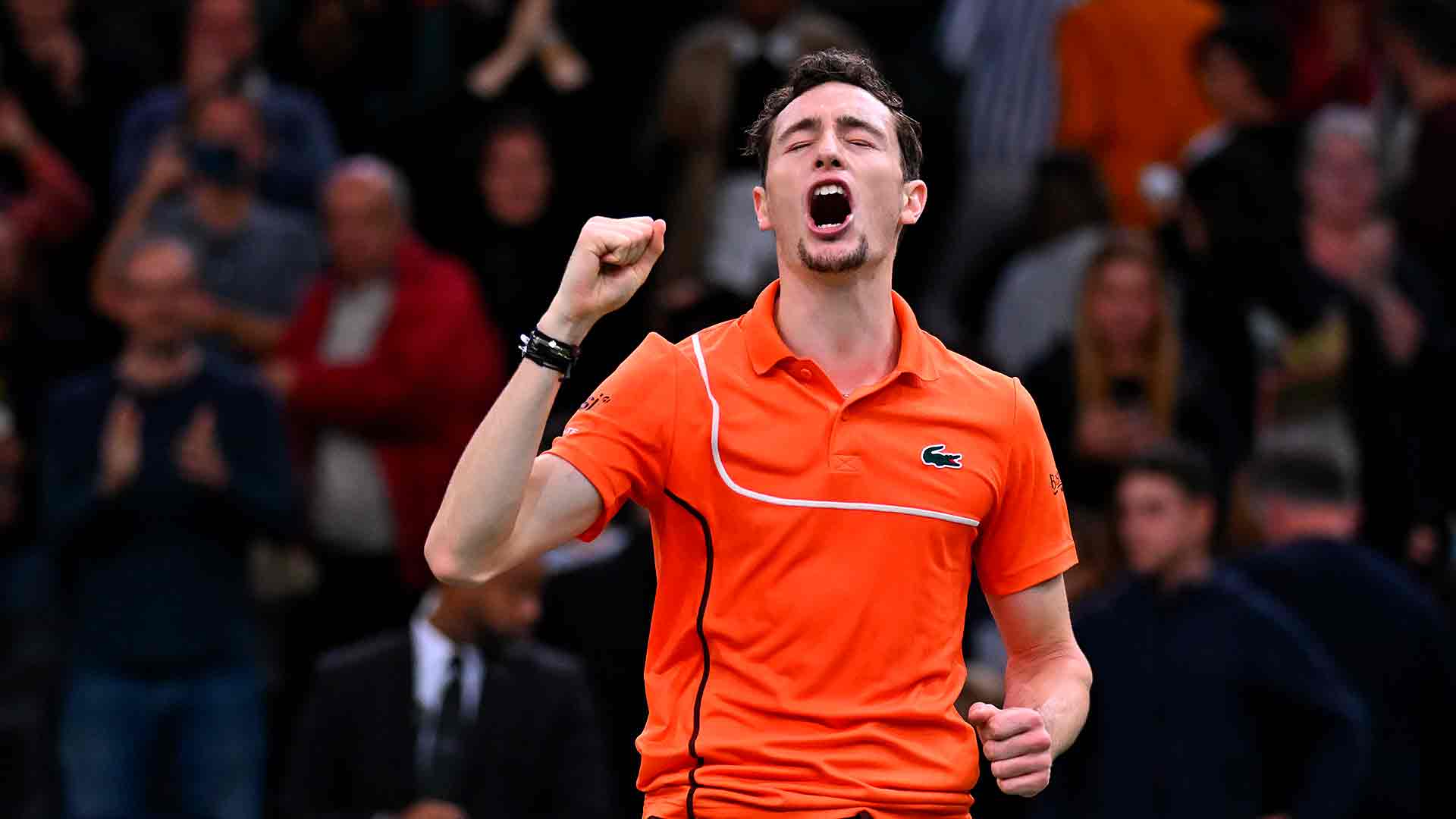 Ugo Humbert lleva 10 victorias seguidas en pista dura cubierta en Francia.