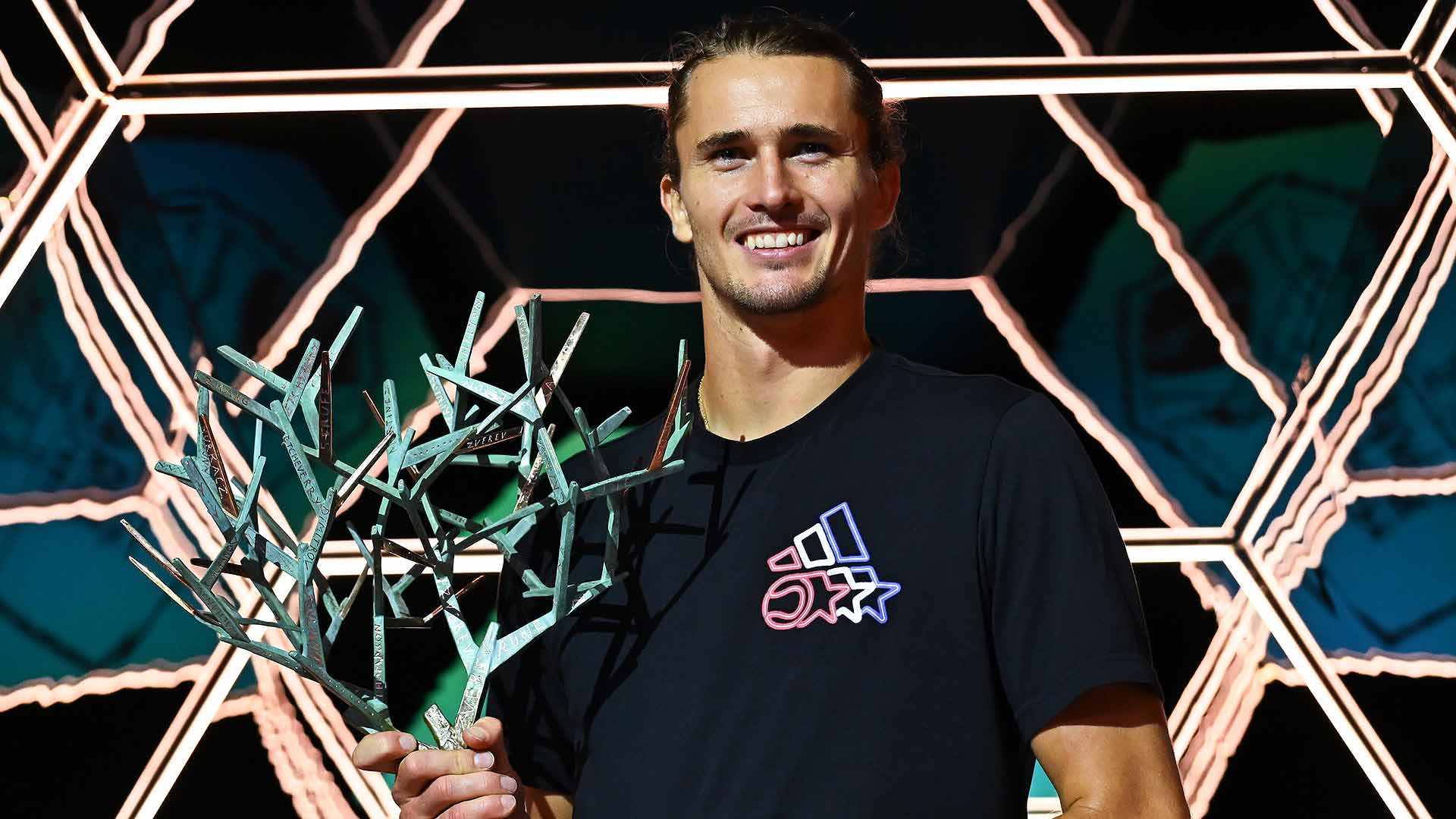 Relentless Zverev cruises past Humbert to Paris crown 