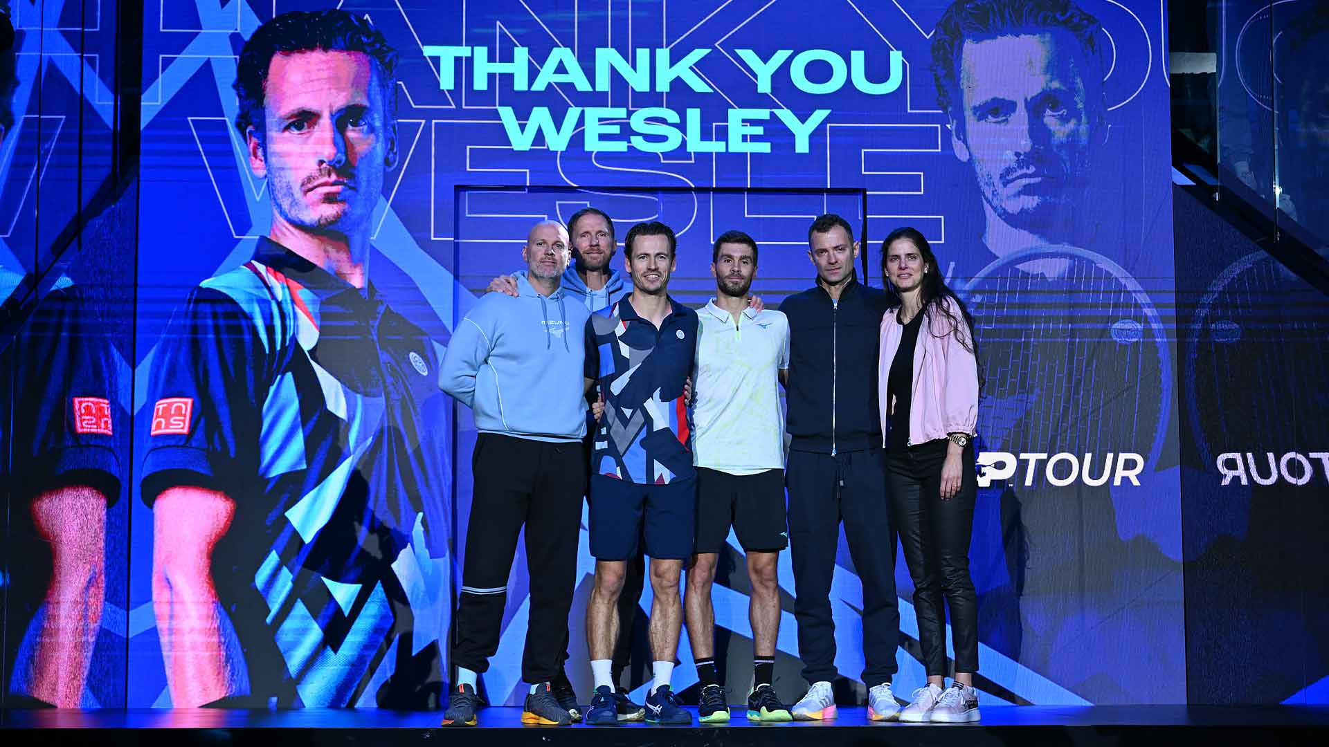 Wesley Koolhof shares an emotional moment with partner Nikola Mektic and his team on Thursday in Turin.