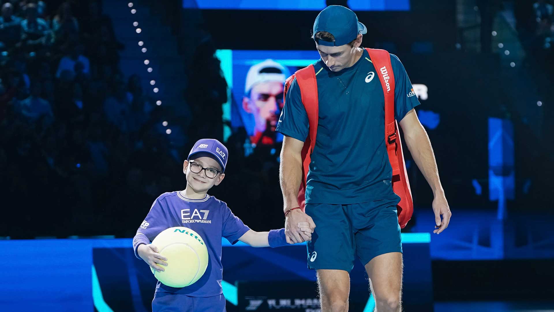 <a href='https://www.atptour.com/en/players/alex-de-minaur/dh58/overview'>Alex de Minaur</a>
