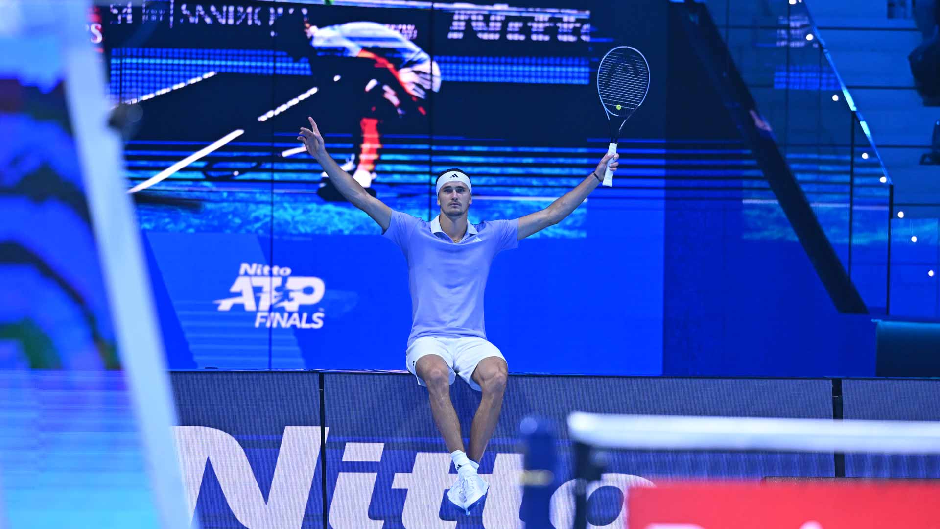 Alexander Zverev celebrates a successful Video Review on Saturday in Turin.