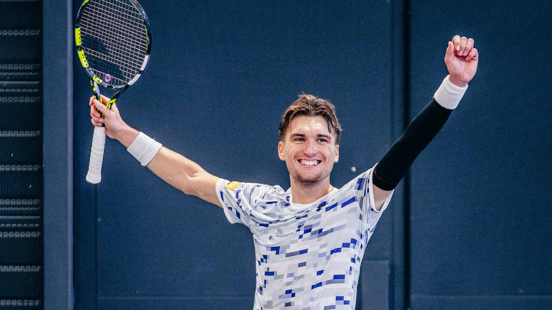 <a href='https://www.atptour.com/en/players/raphael-collignon/c0jp/overview'>Raphael Collignon</a> wins the Lyon Challenger.