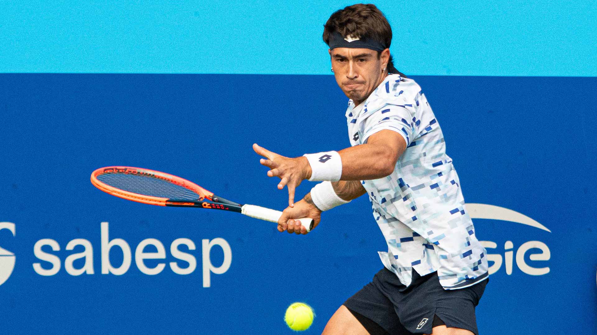 <a href='https://www.atptour.com/en/players/francisco-comesana/c0df/overview'>Francisco Comesana</a> in action at the São Paulo Challenger.