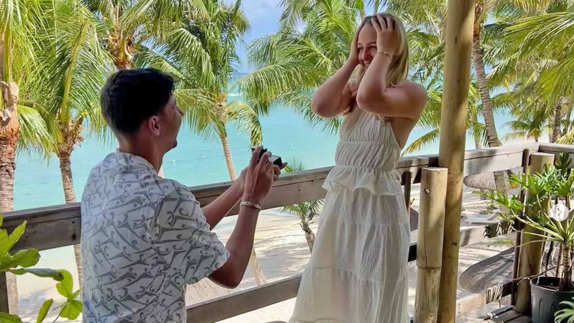 Alexei Popyrin proposes to girlfriend Amy Pederick.