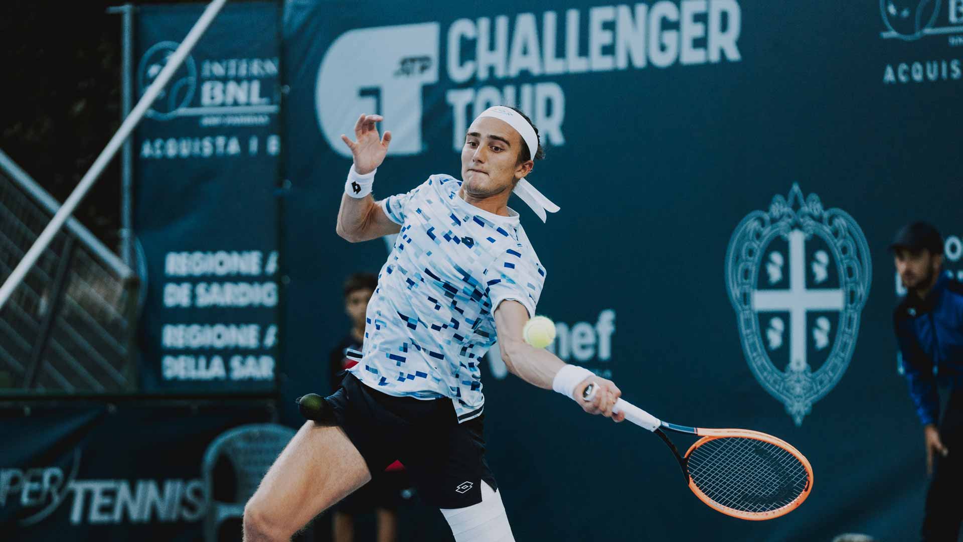 Mattia Bellucci in action at the Olbia Challenger, where he reached the final.