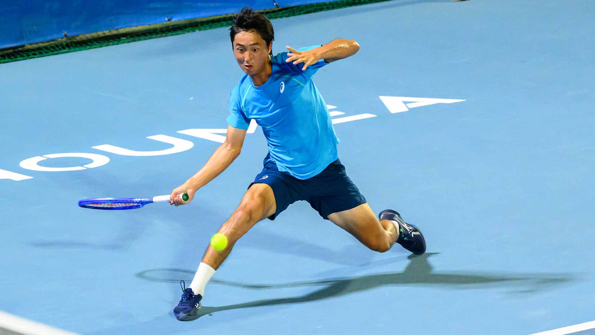 <a href='https://www.atptour.com/en/players/shintaro-mochizuki/m0hu/overview'>Shintaro Mochizuki</a> in action at the BNC Tennis Open.