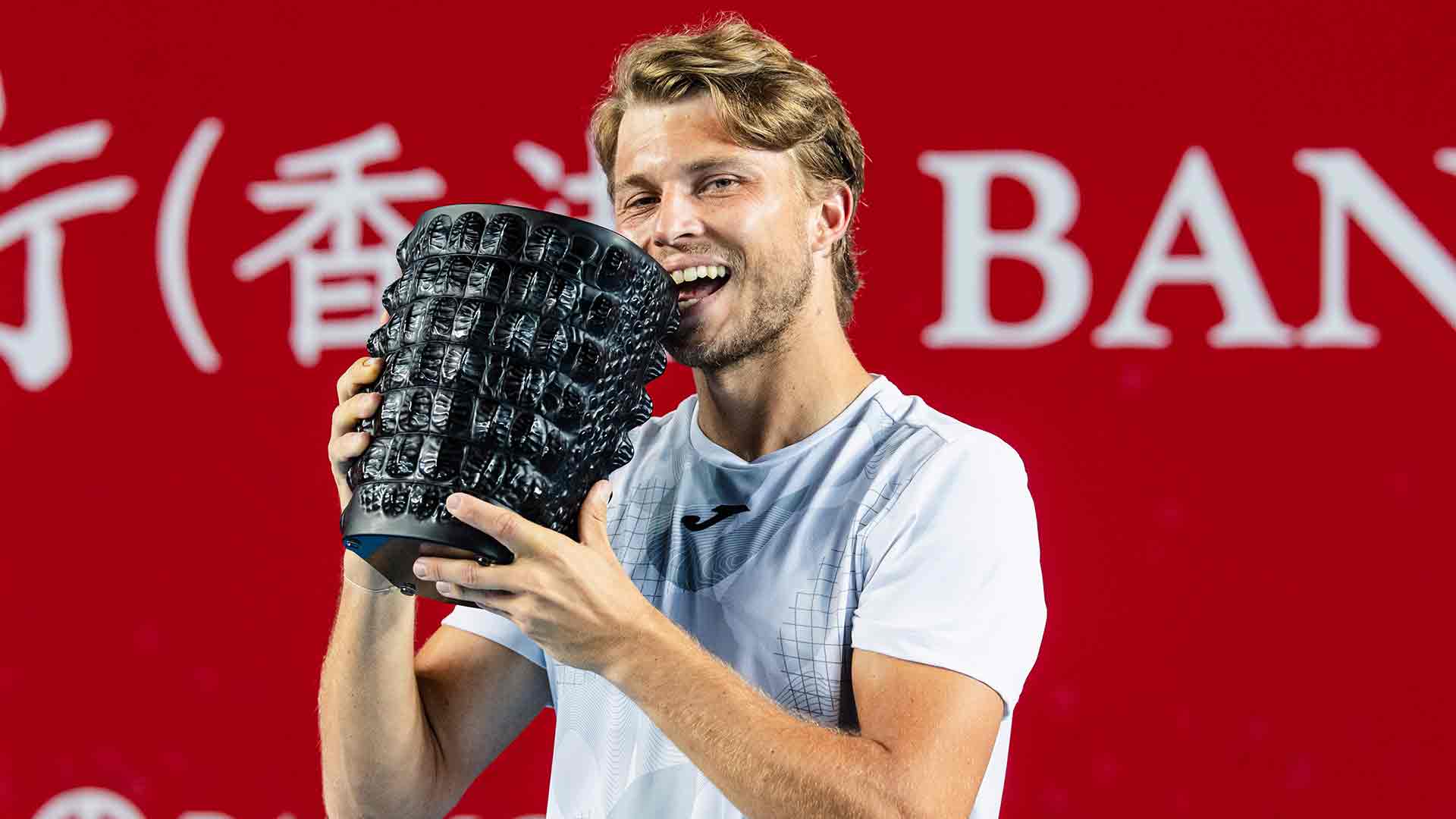 Muller estrena su palmarés en Hong Kong