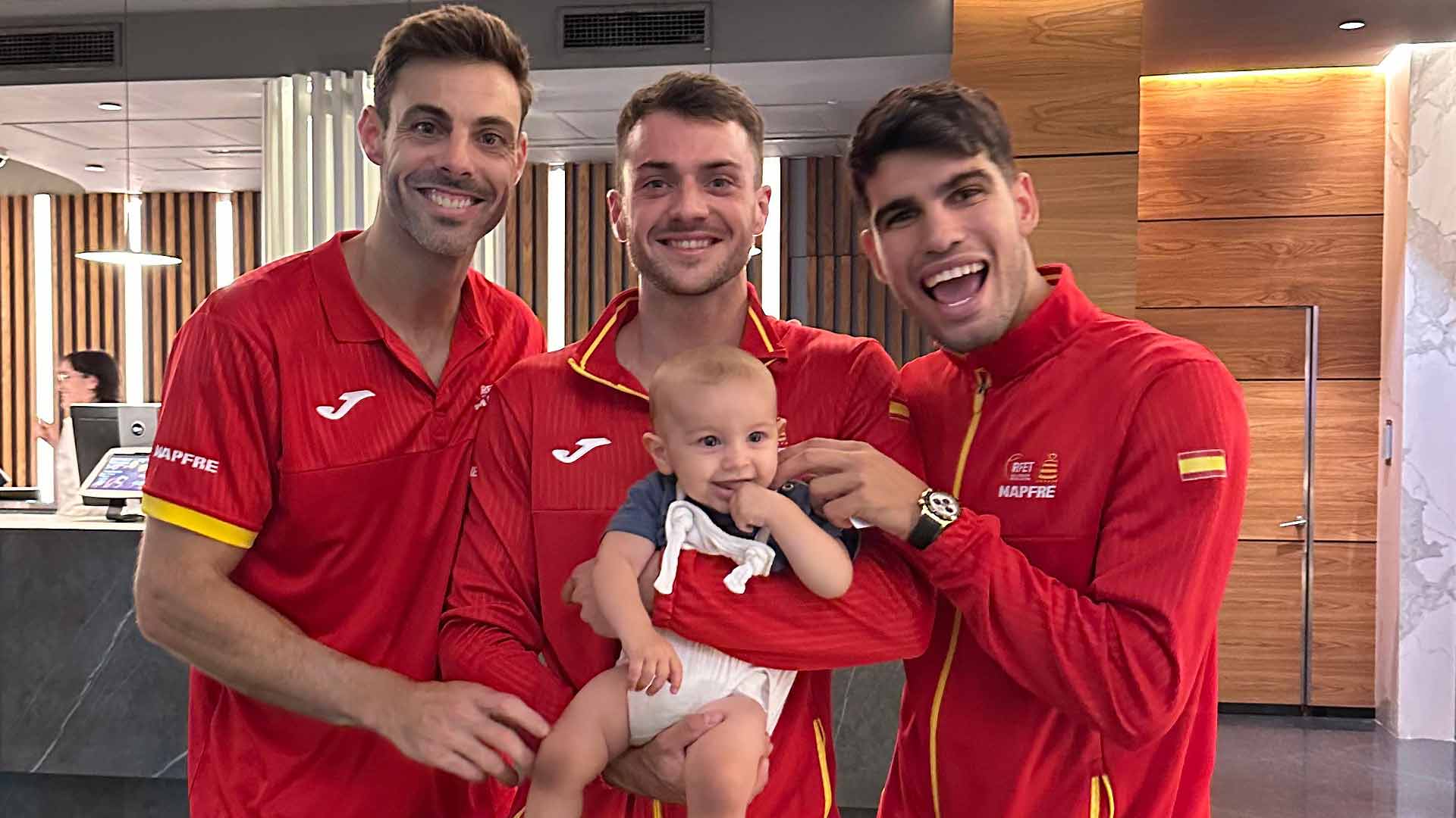 Marcel Granollers, Pedro Martinez, Martinez's son and Carlos Alcaraz.