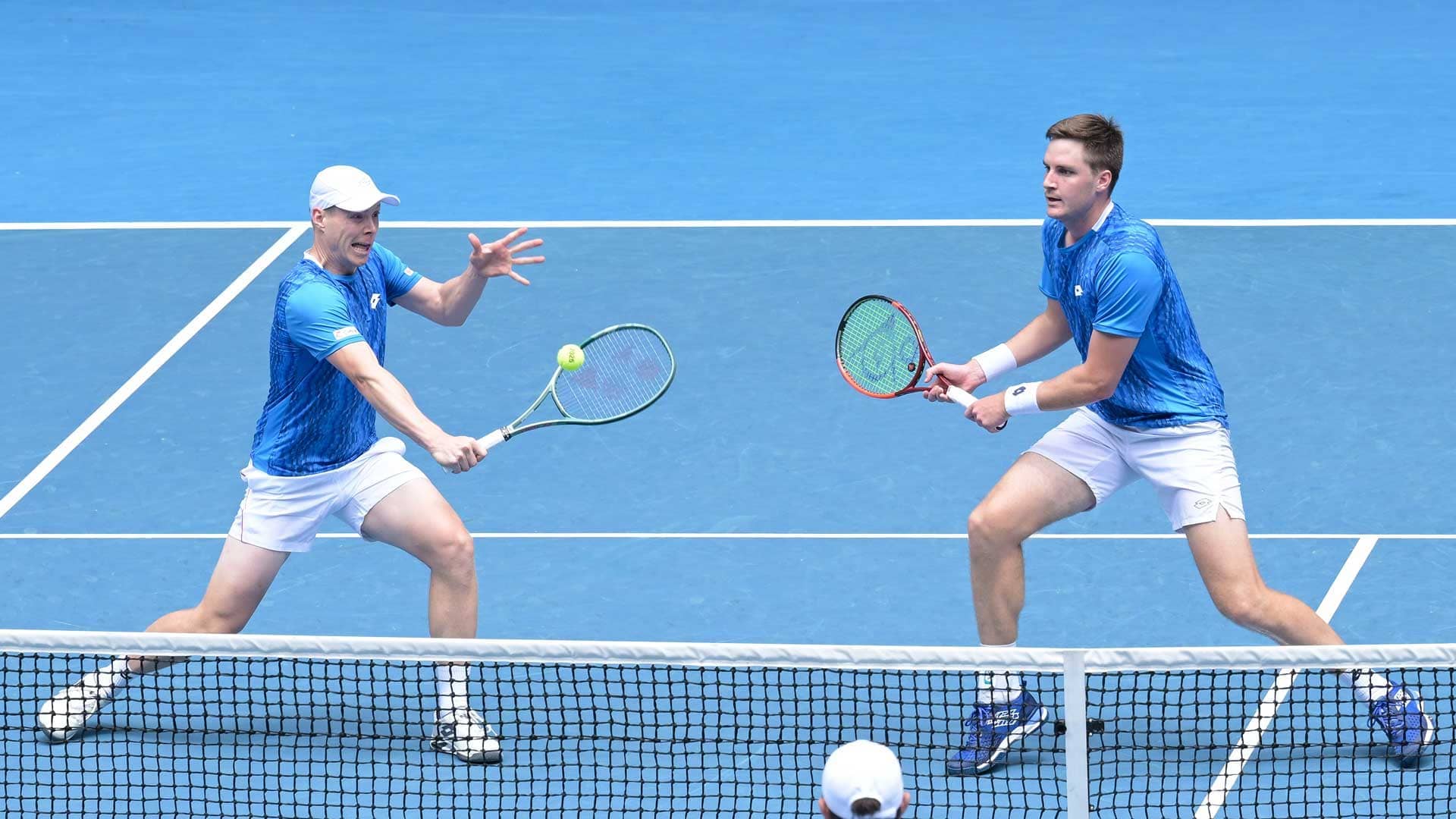 Harri Heliovaara and Henry Patten advance to the Australian Open semi-finals.