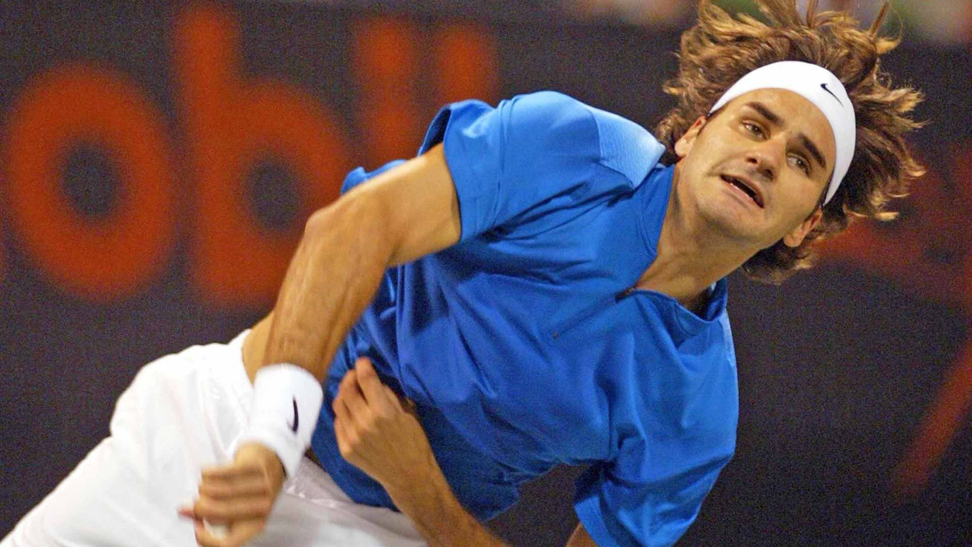 Roger Federer in action en route to the title at the 2005 Qatar ExxonMobil Open.