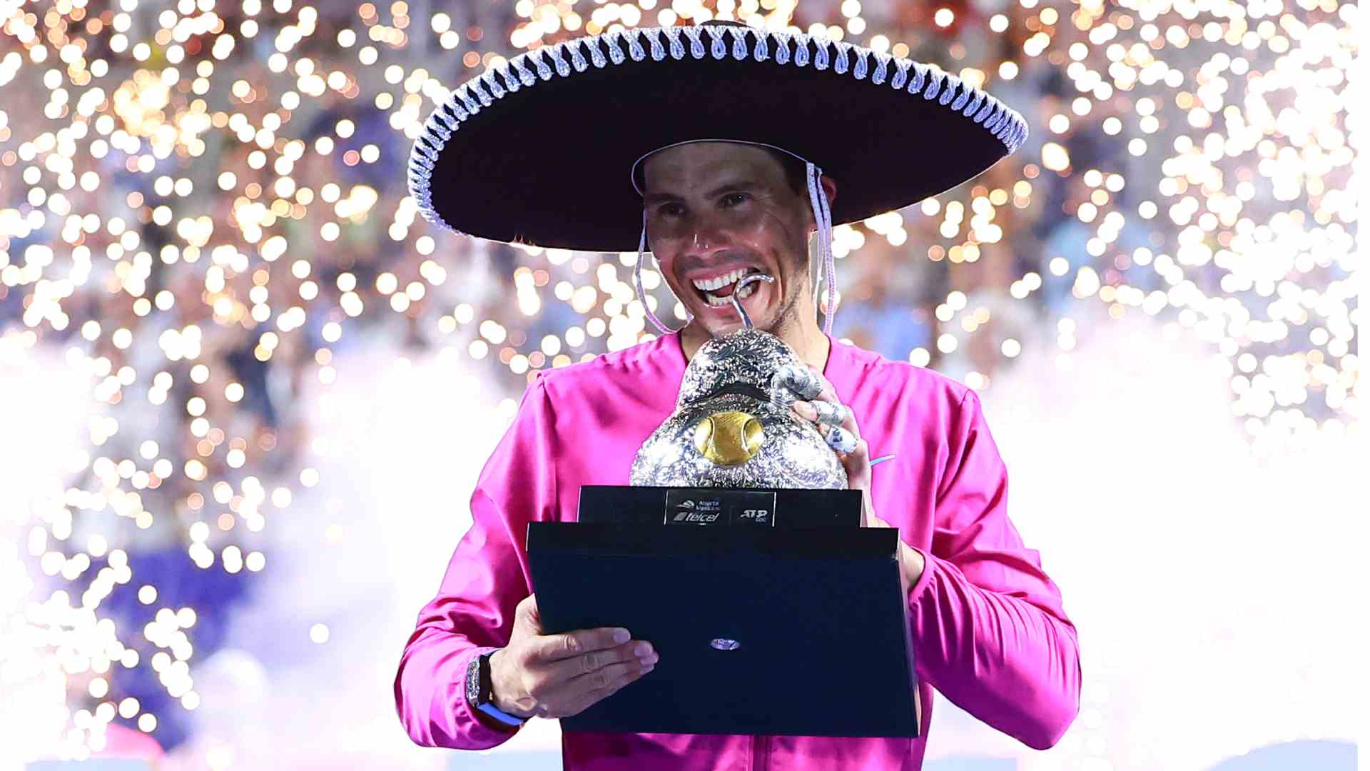 <a href='https://www.atptour.com/es/players/rafael-nadal/n409/overview'>Rafael Nadal</a> 