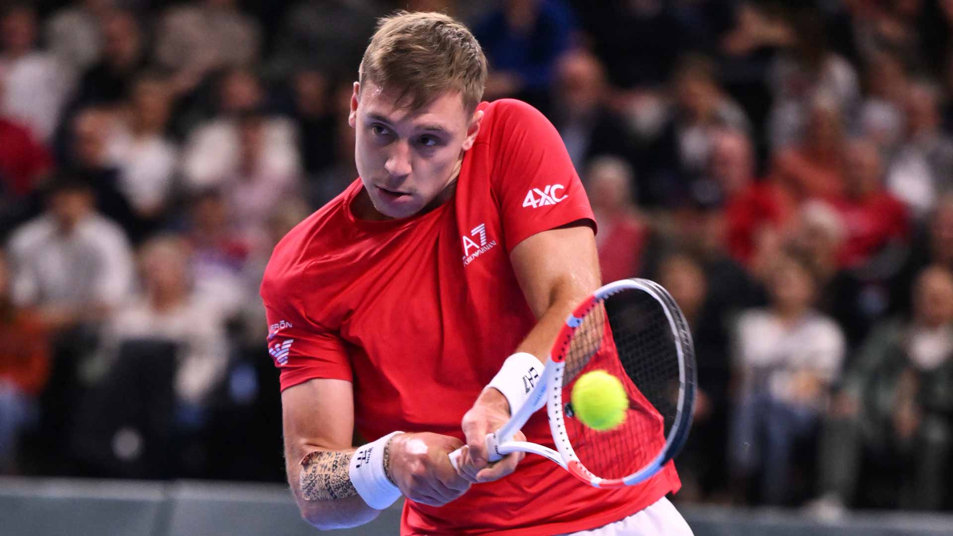 Hamad Medjedovic's victory against Holger Rune gives Serbia a 2-0 lead against Denmark.