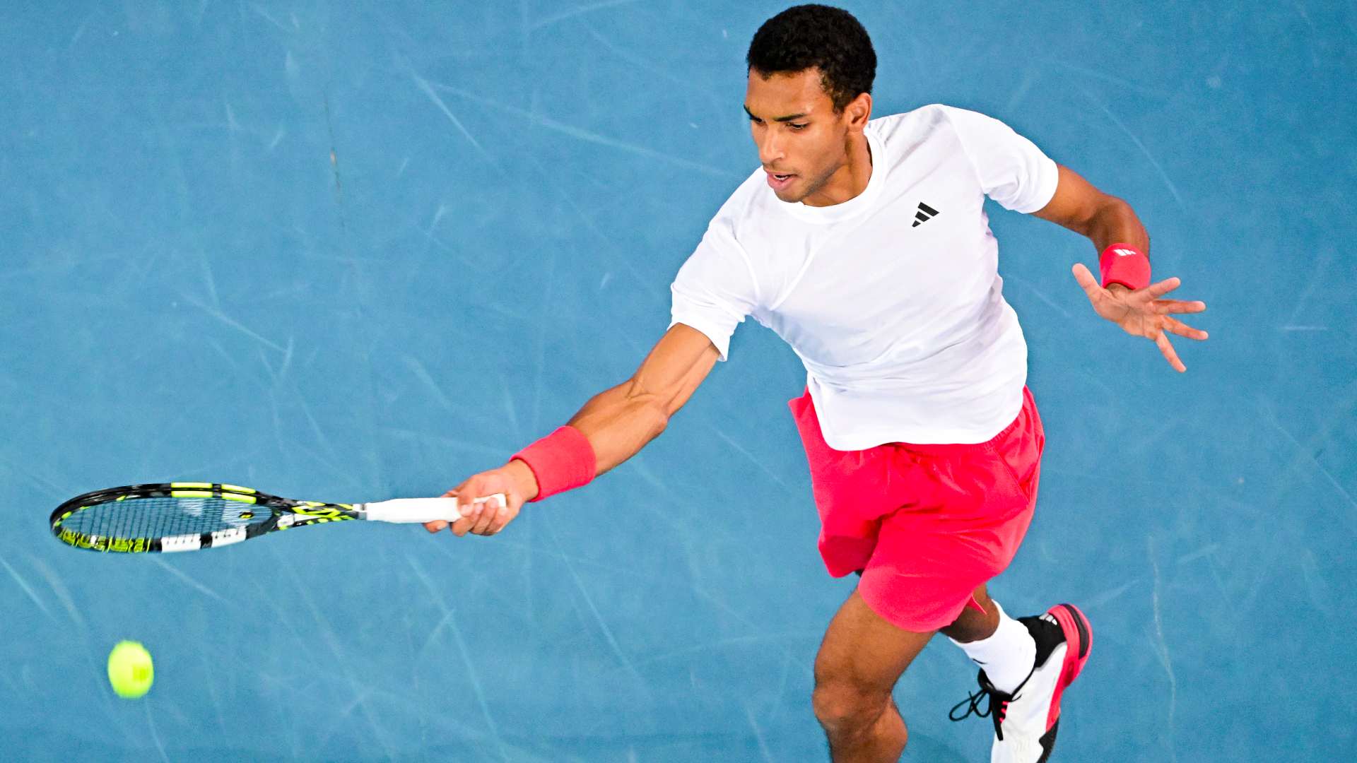 Auger-Aliassime reaches 17th final with renewed indoor prowess in Montpellier