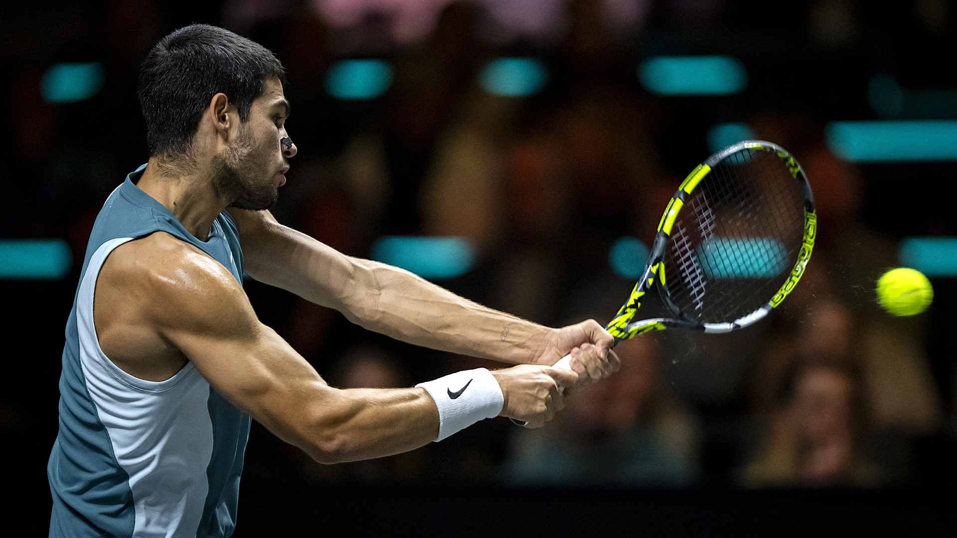 Carlos Alcaraz in action against Pedro Martinez at the ABN AMRO Open on Friday.