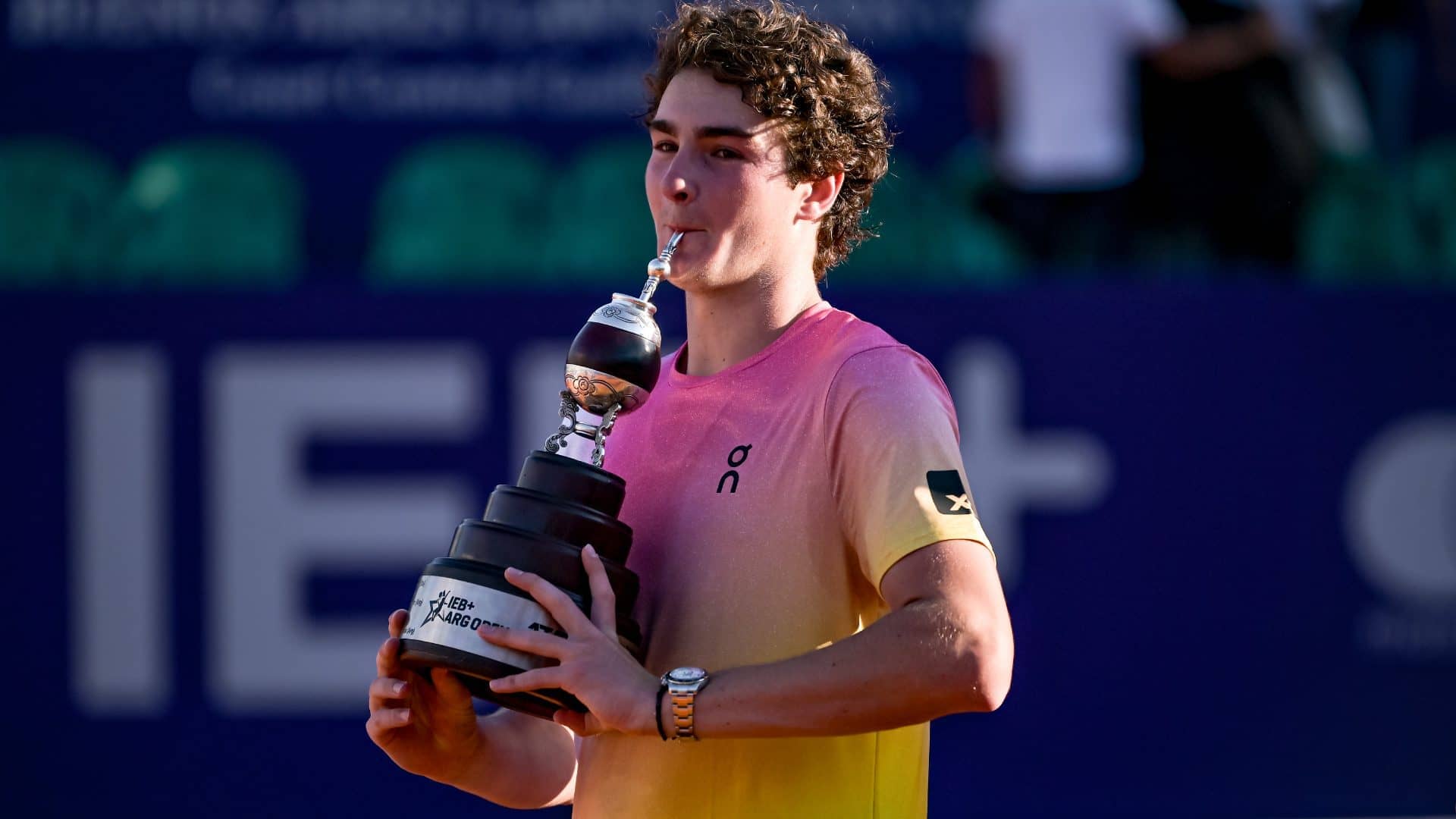 Fonseca hace historia en Buenos Aires y gana su primer torneo ATP Tour