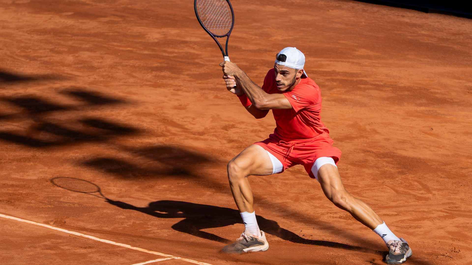 Cerundolo cracks Etcheverry code, reaches Santiago SFs