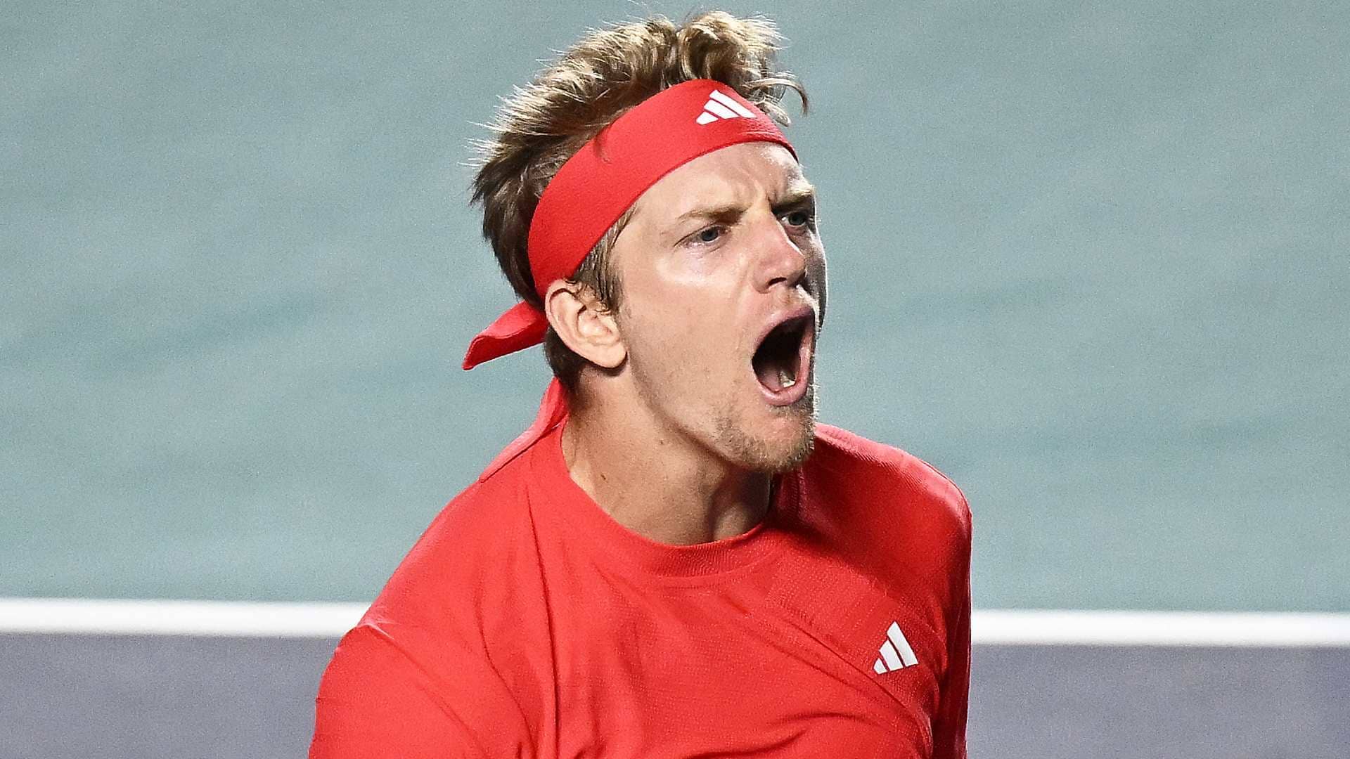 Davidovich resiste ante Shapovalov y buscará su primer título en Acapulco