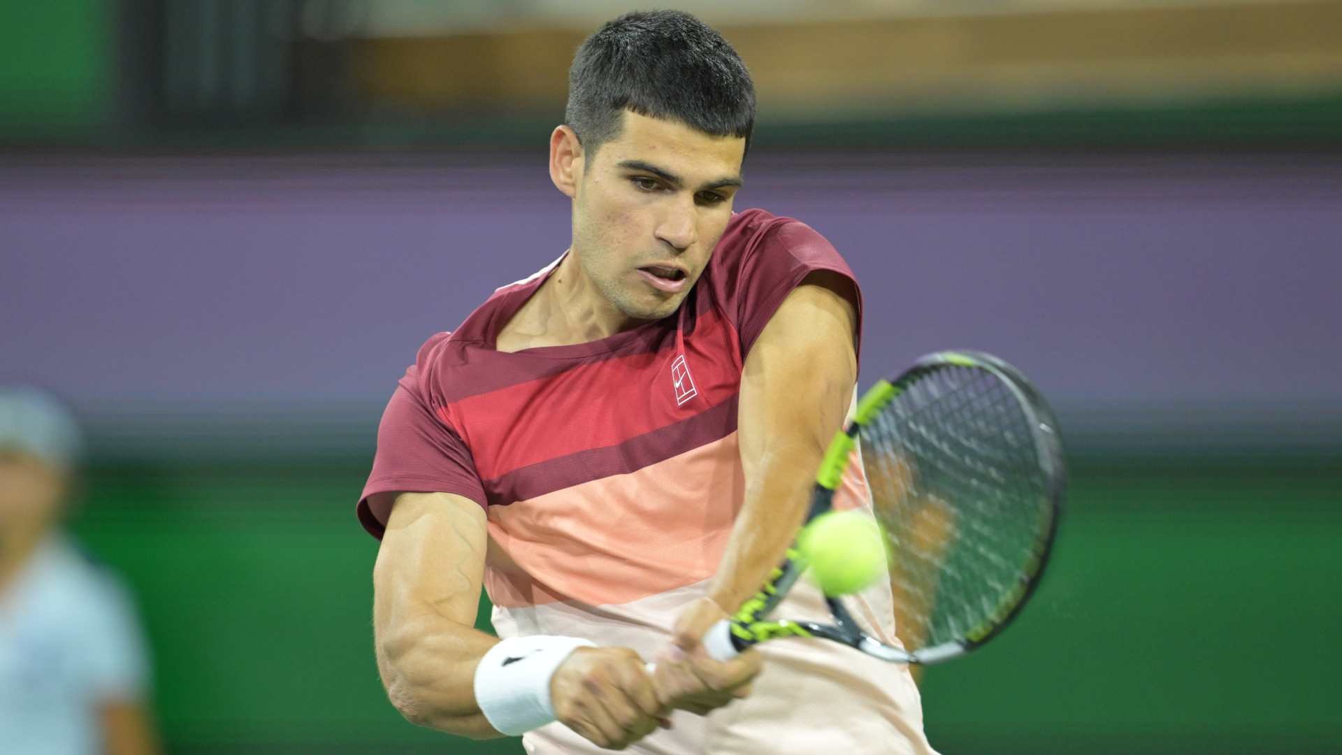 Carlos Alcaraz extends his win streak in Indian Wells to 14 matches. 