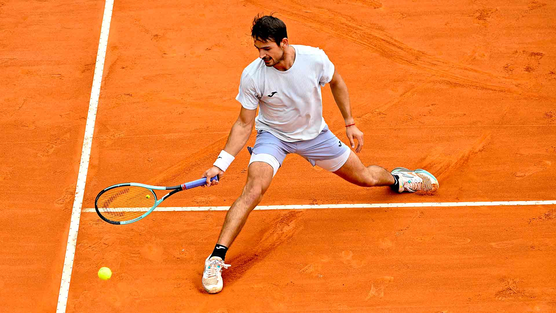 Mariano Navone es uno de los dos argentinos que superó la previa este domingo en Montecarlo.