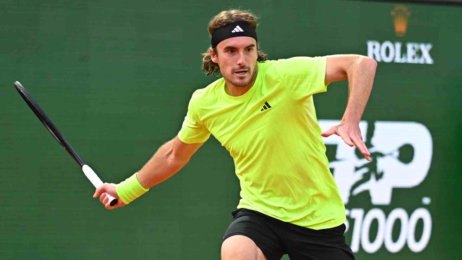 Defending champ Tsitsipas survives Thompson in Monte-Carlo opener