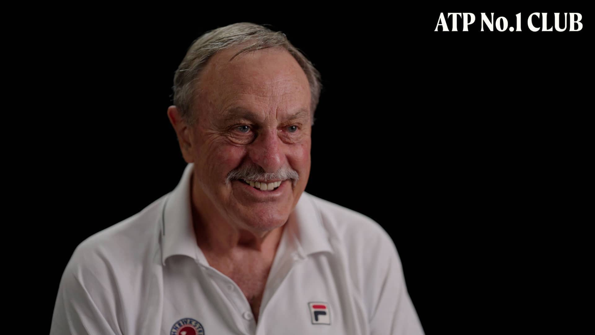 John Newcombe permaneció ocho semanas como No. 1 del PIF ATP Rankings en 1974.